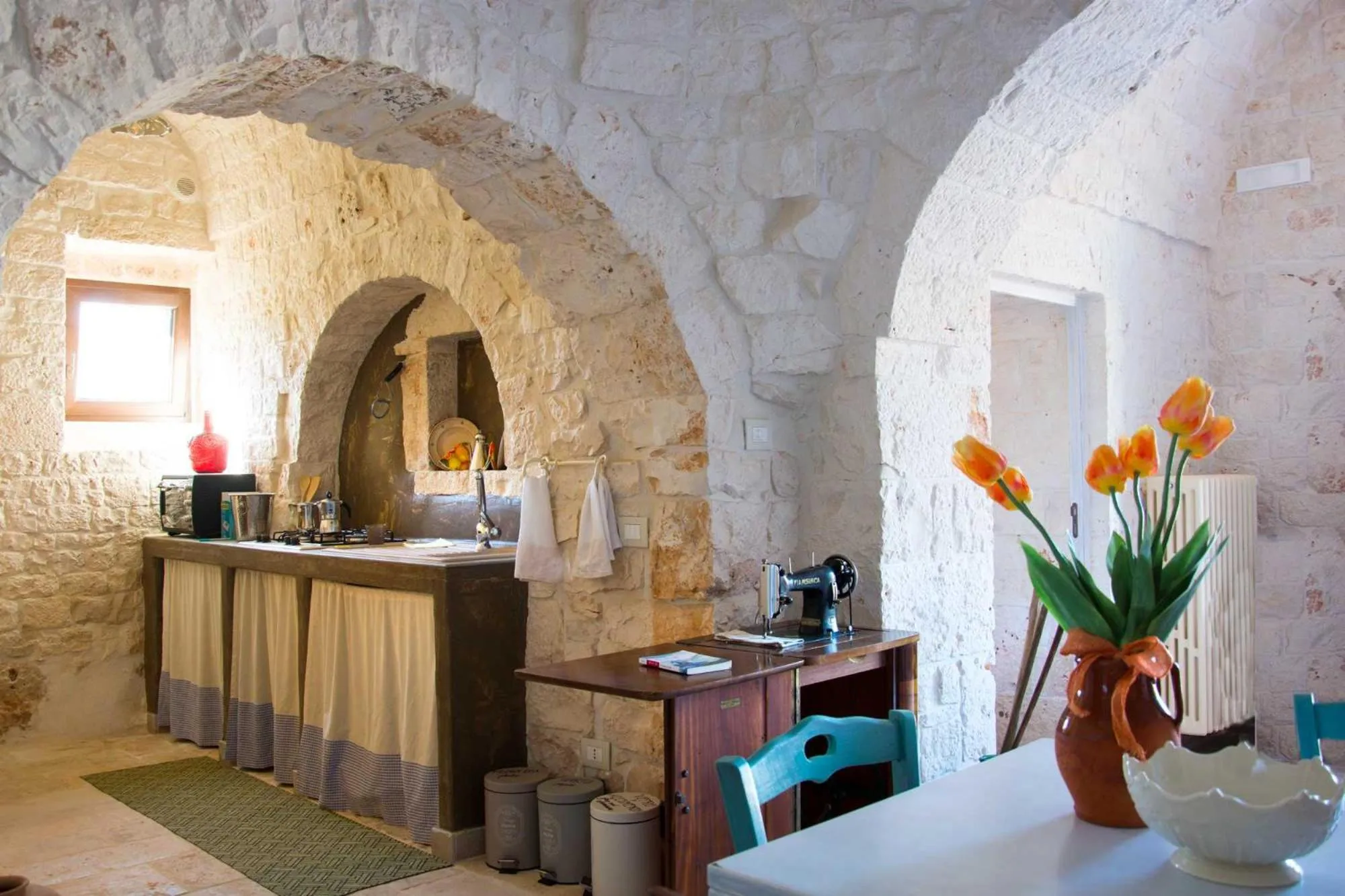 Kitchen or kitchenette in Trullo Sweet Trullo