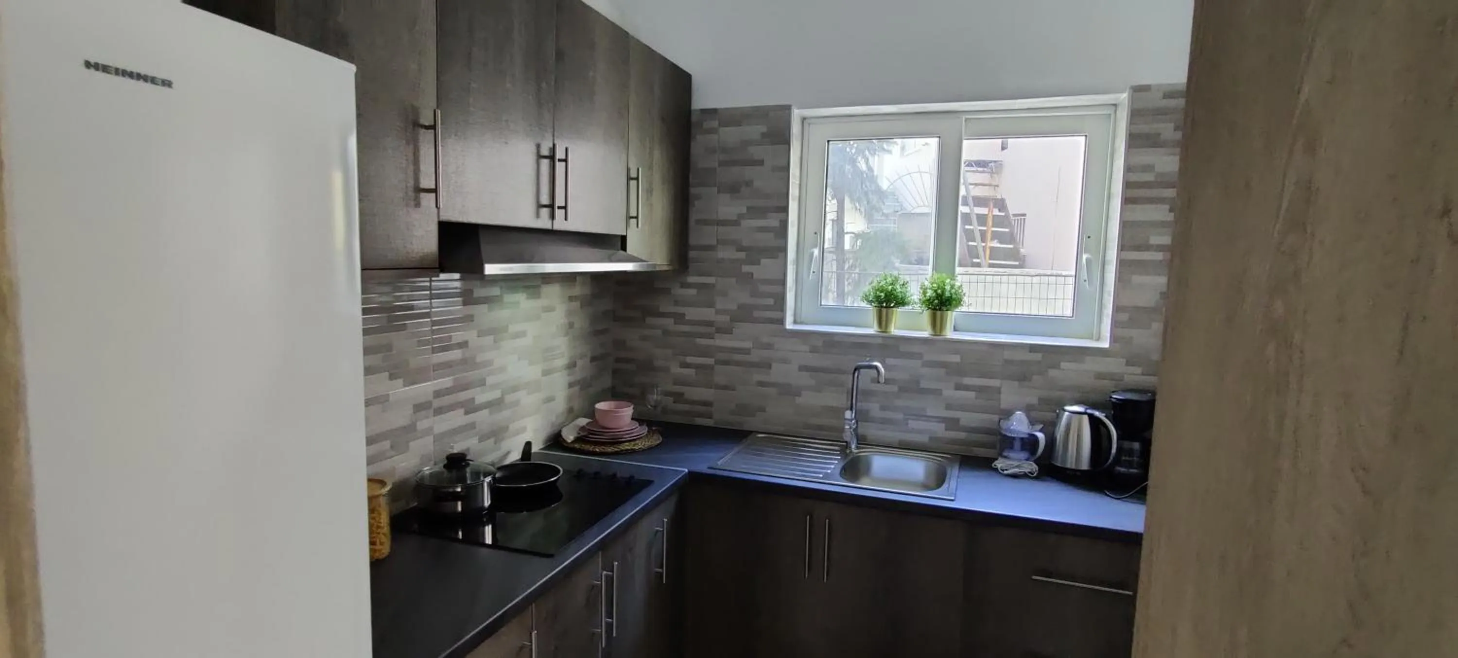 Kitchen or kitchenette in WSD Glory I Hotel Apartment