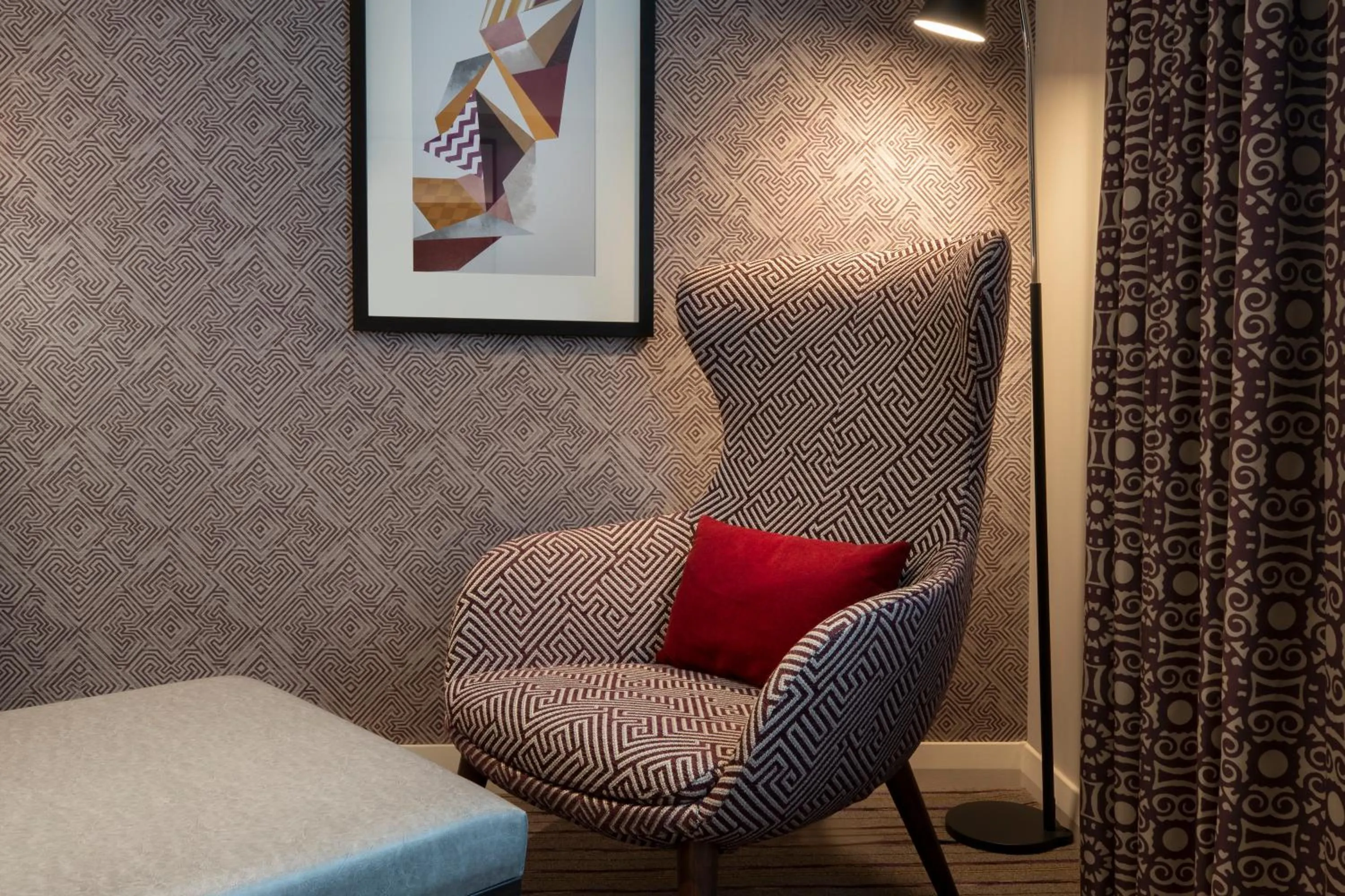 Seating area, Bed in Leonardo Hotel Chester