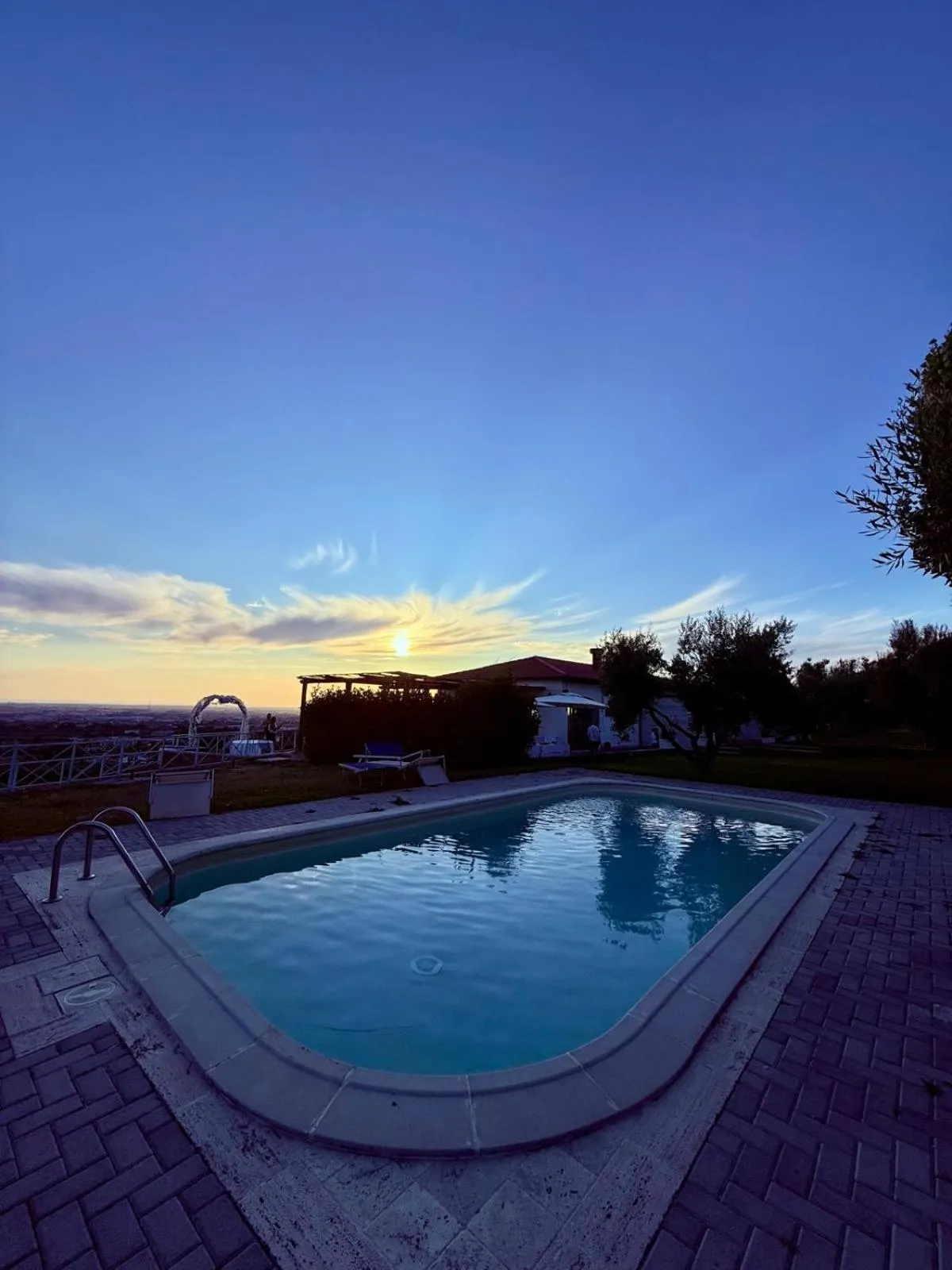 Swimming pool in La Vista Agriturismo Boutique