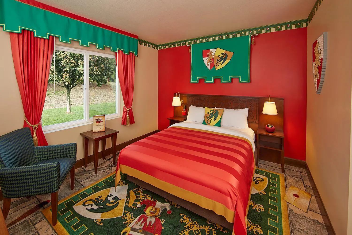 Kingdom Themed Guestroom in LEGOLAND New York Resort