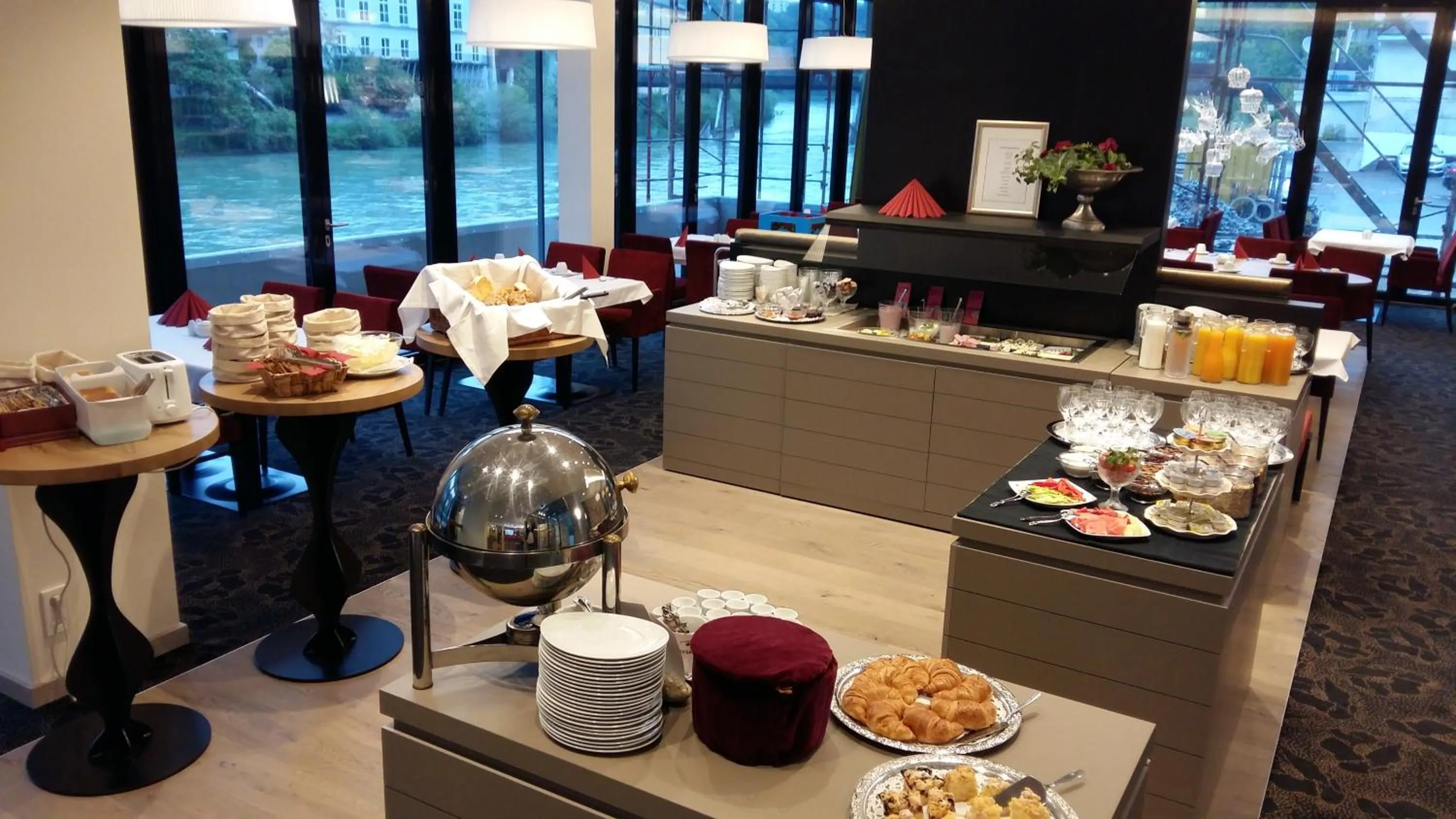 Coffee/tea facilities in Hotel Burgblick, bei Burghausen