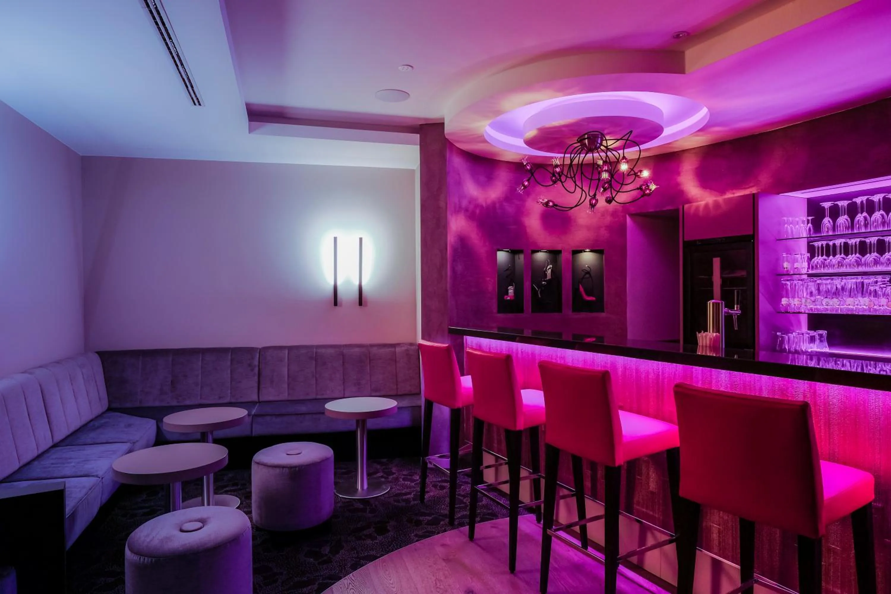 Lounge or bar in Hotel Burgblick, bei Burghausen