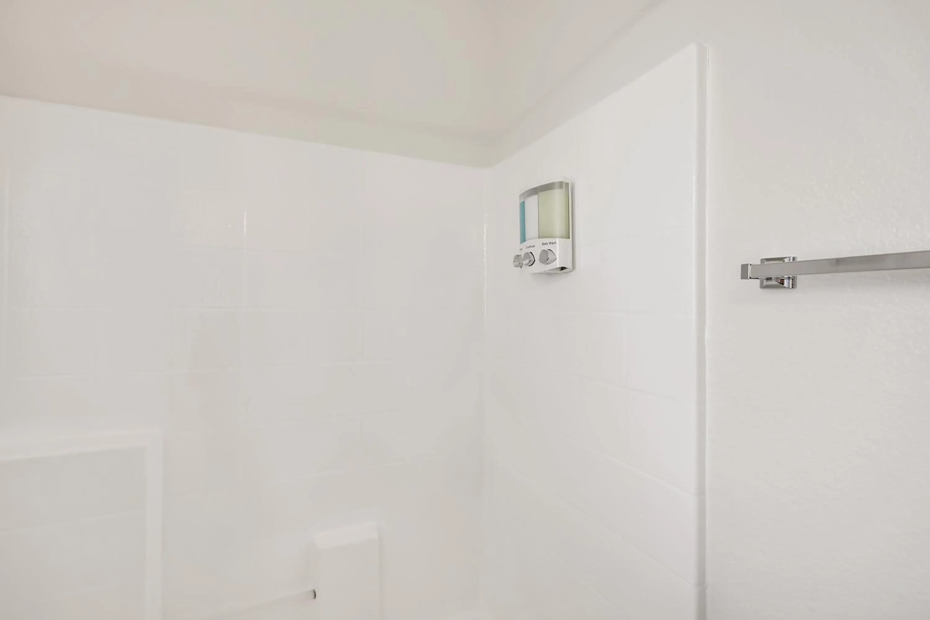 Bathroom in Luxurious House With A Pool, Spa, and Patio, Sleeps 6 Comfortably