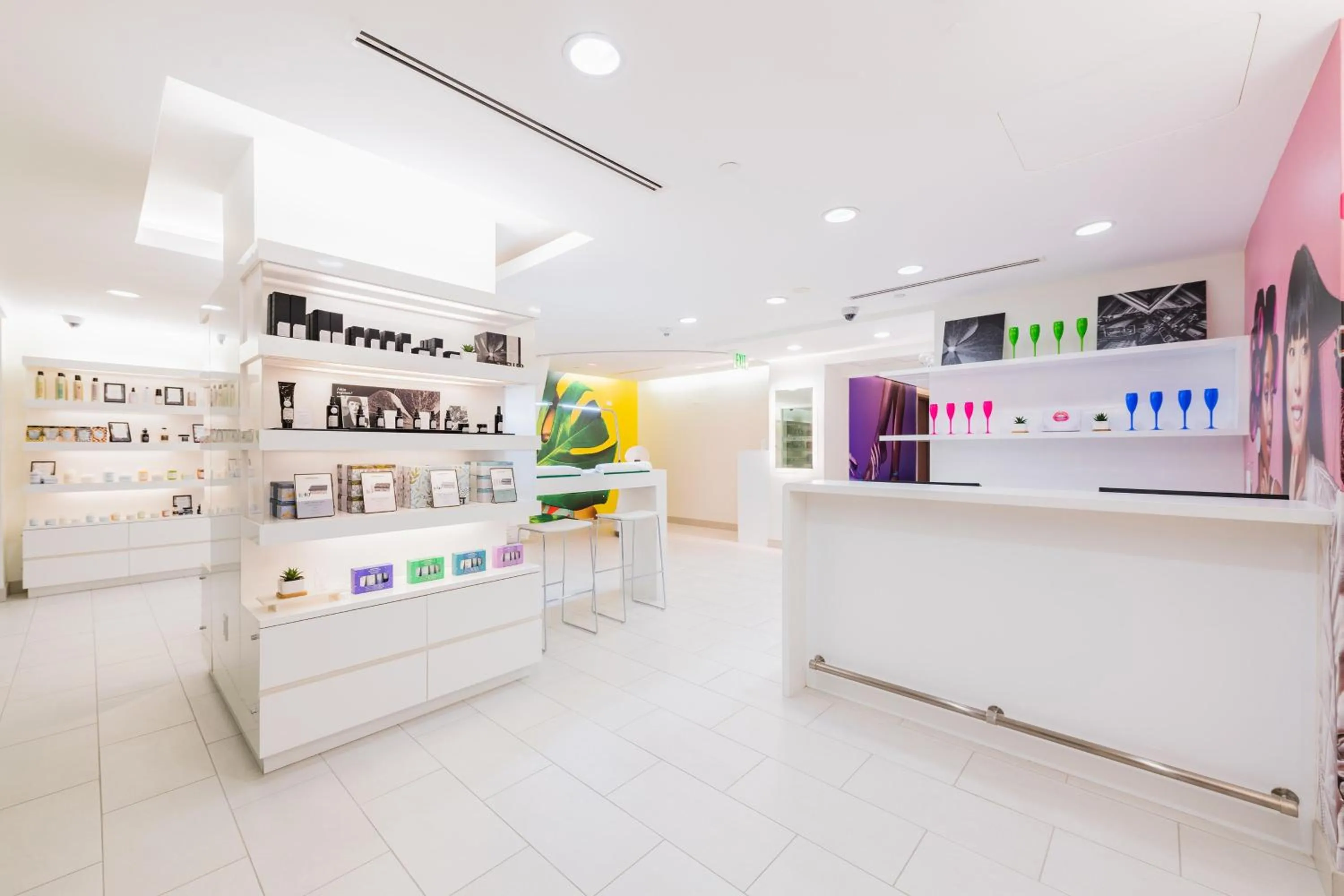 Spa and wellness centre/facilities in W Fort Lauderdale