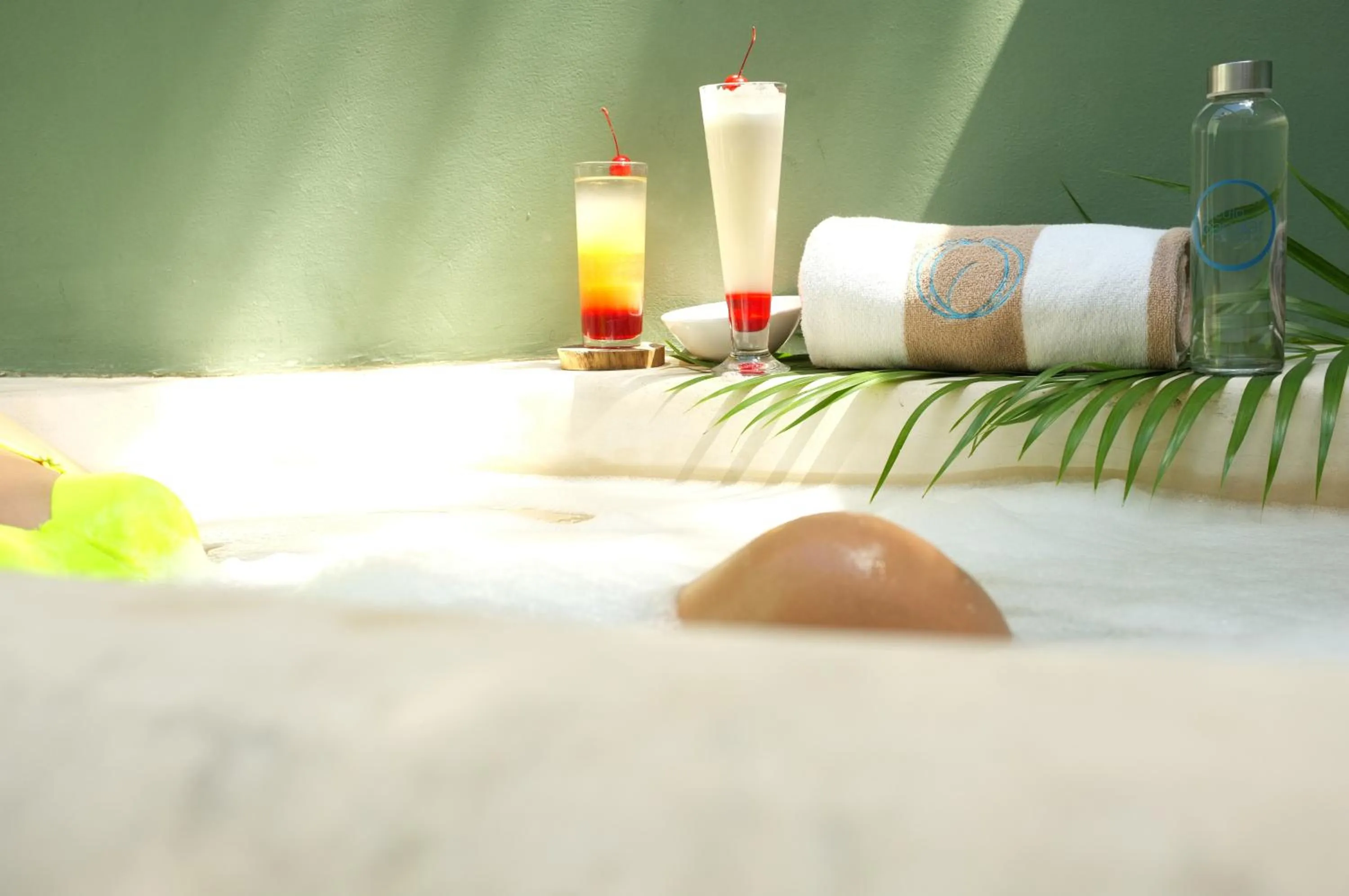 Open Air Bath in Hotel Circulo Bacalar