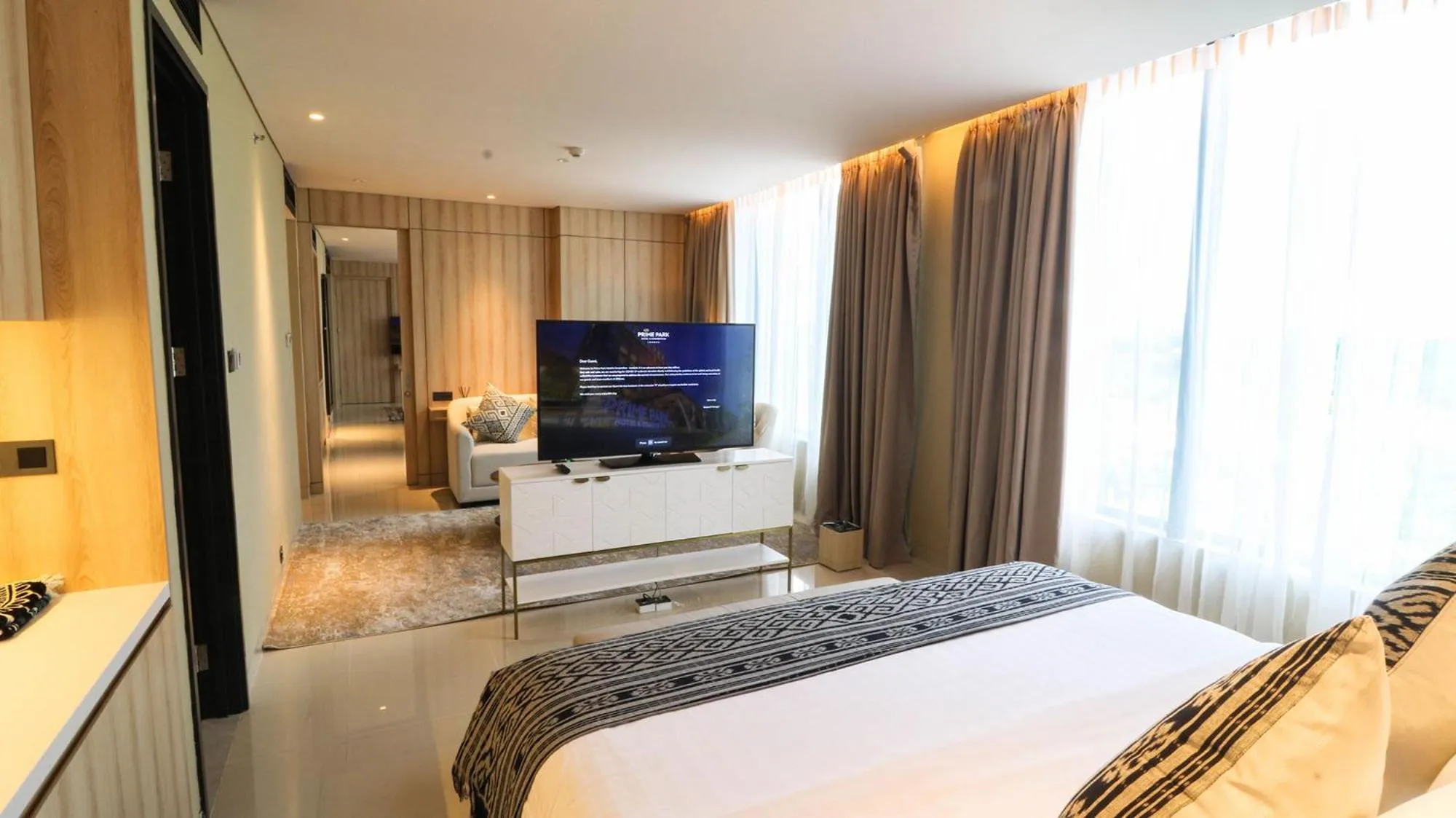 Bed in Prime Park Hotel & Convention Lombok