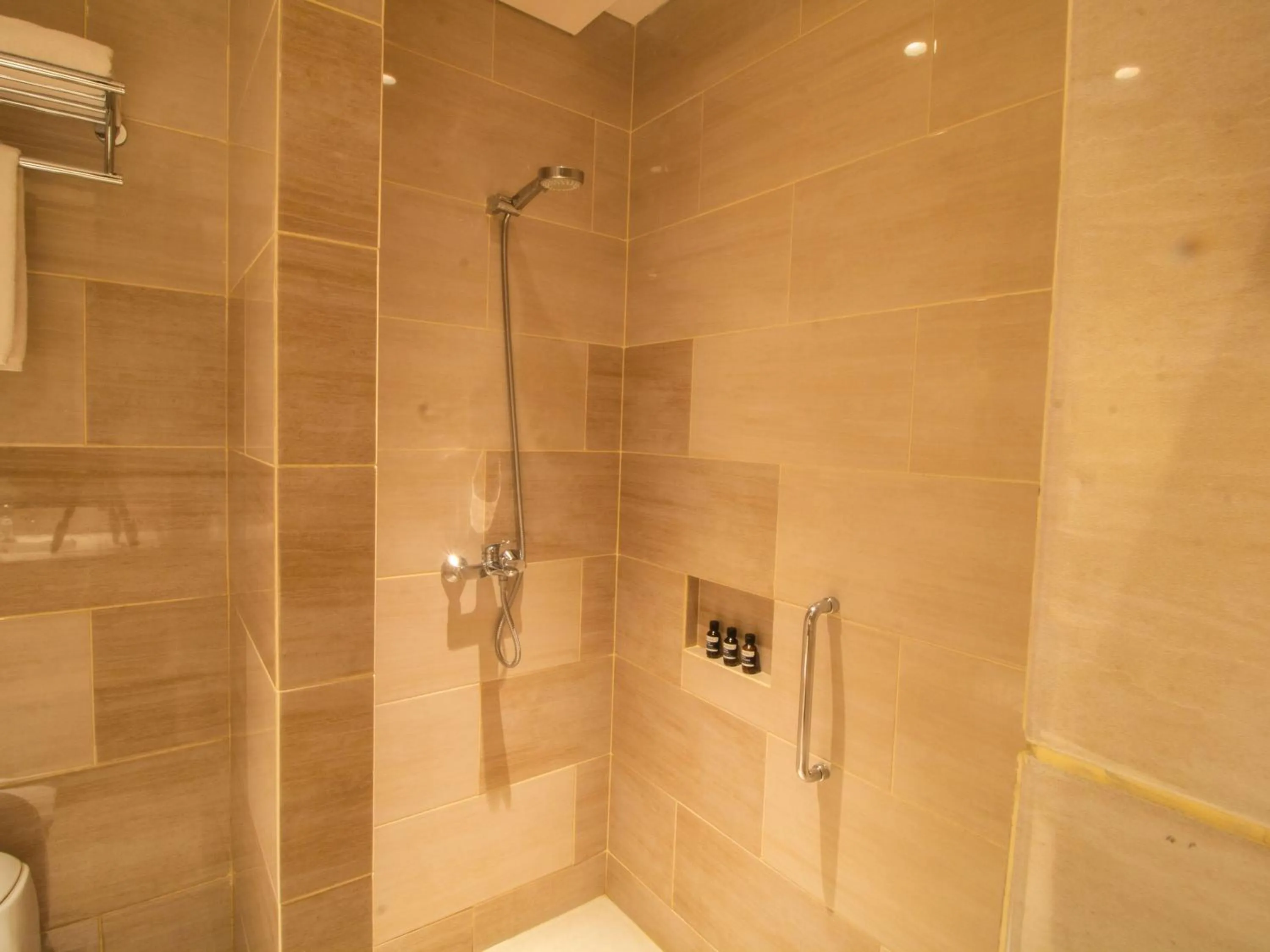 Bathroom in Prime Park Hotel & Convention Lombok