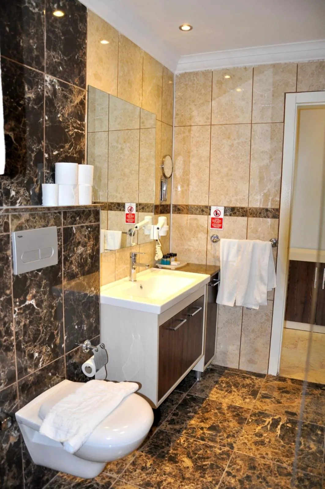 Bathroom in 07 Group Hotel