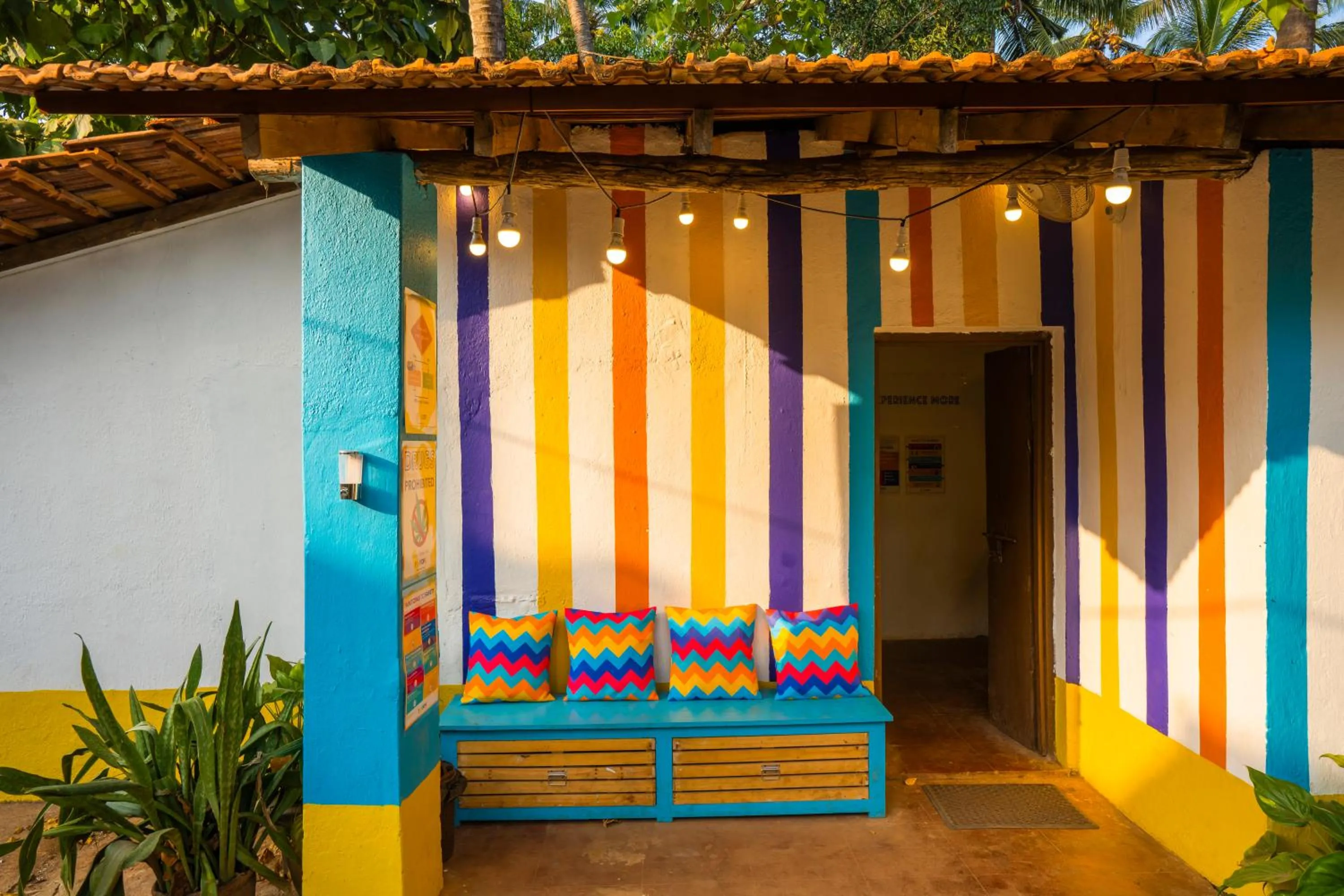 Facade/entrance in goSTOPS Lite Goa, Calangute