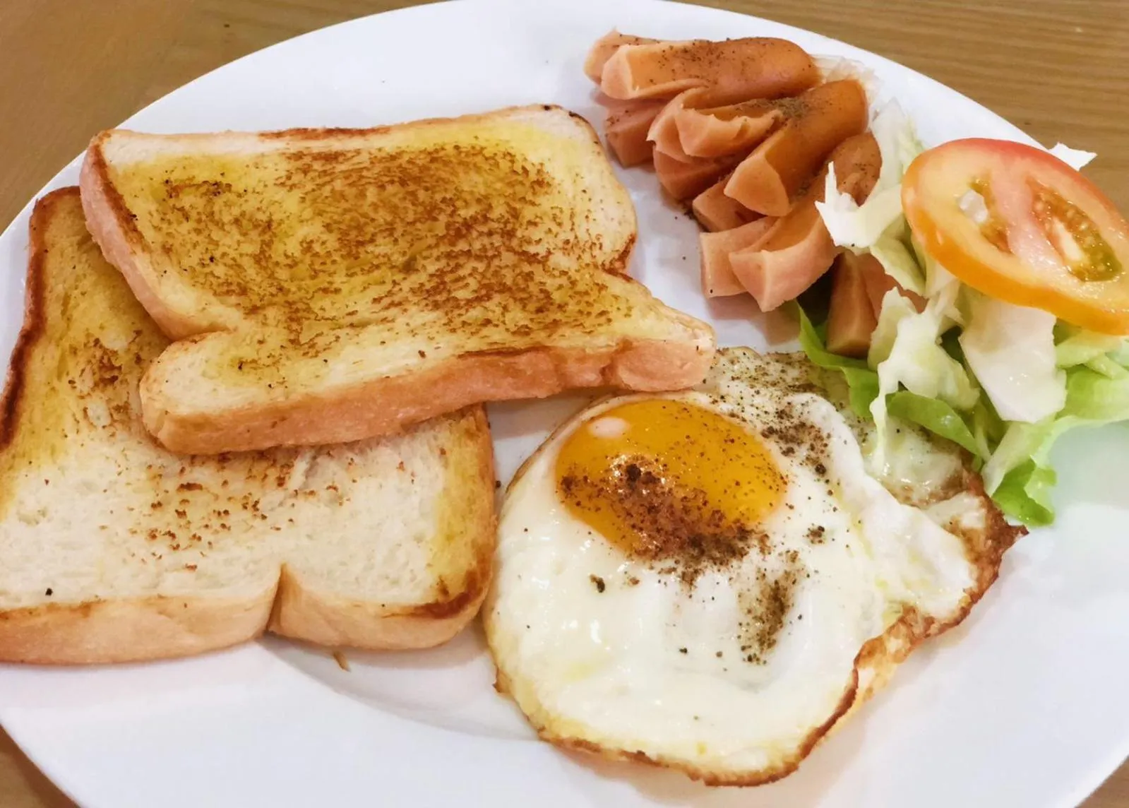 Food in Vientiane Luxury Hotel