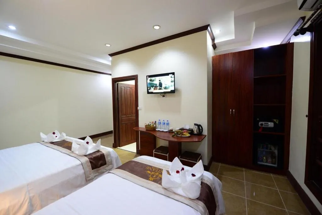 Bed in Vientiane Luxury Hotel
