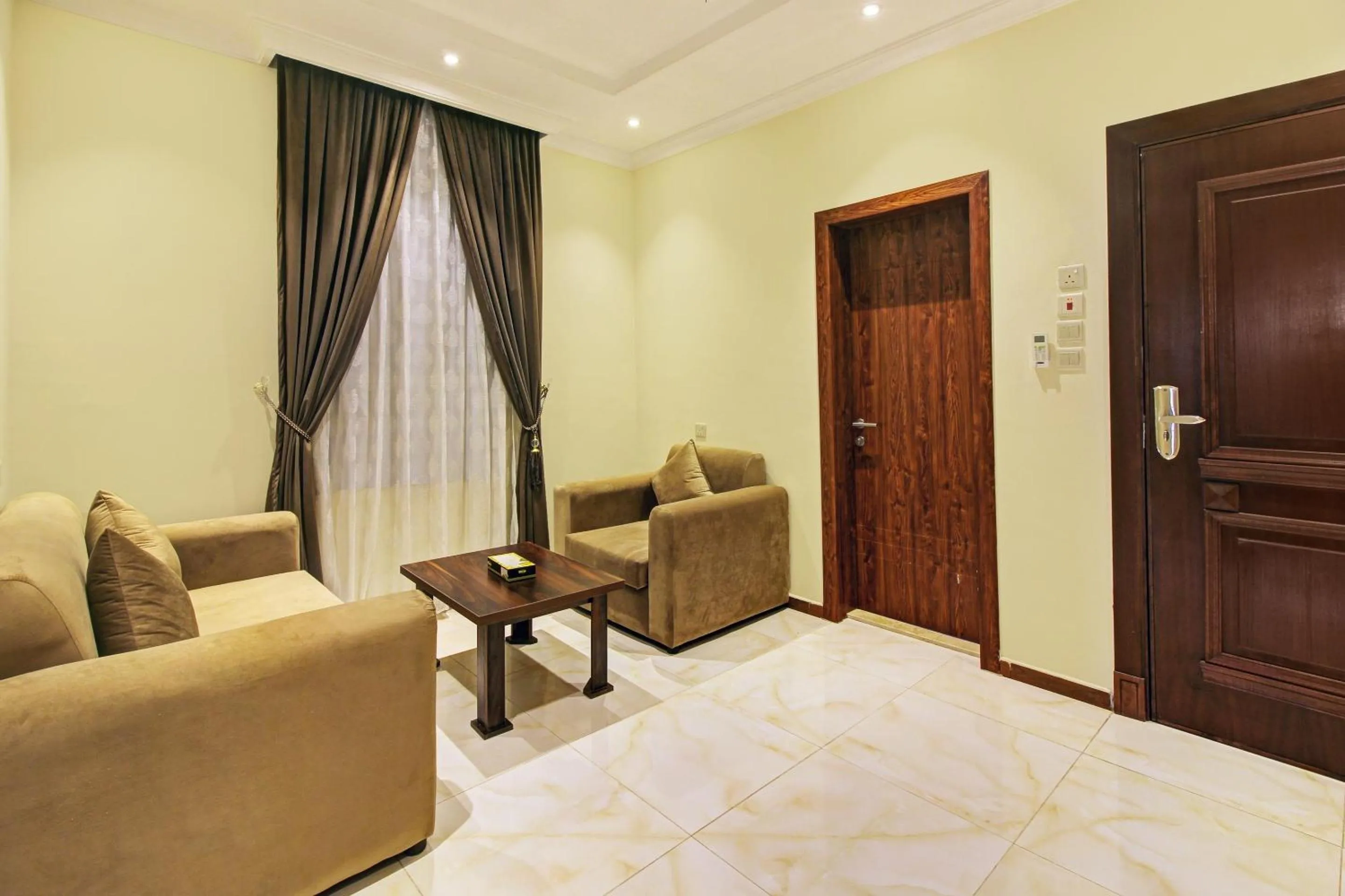 Bedroom in Al Tamayoz Al Raqi - Hiraa