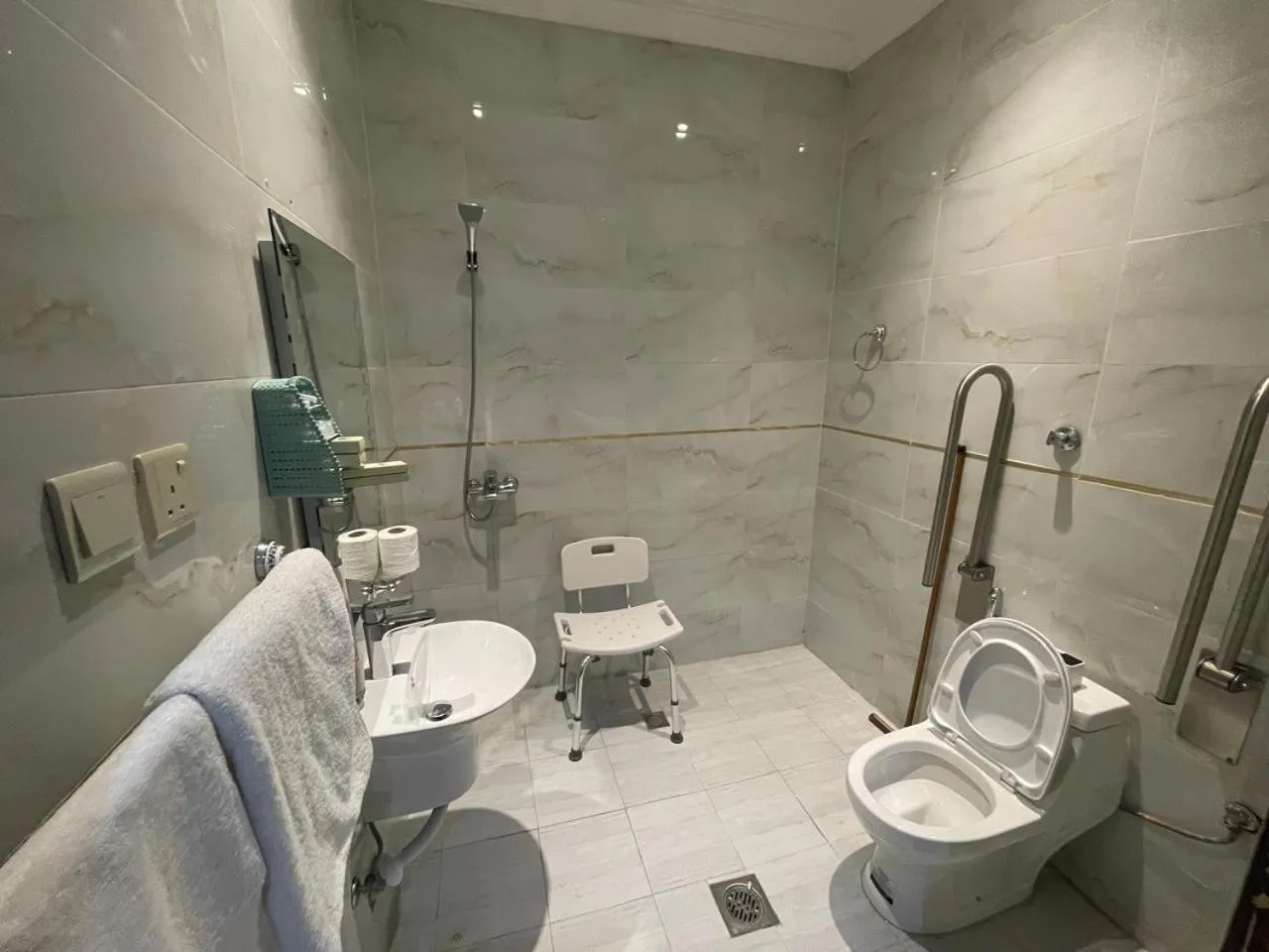 Al Tamayoz Al Raqi - Hiraa