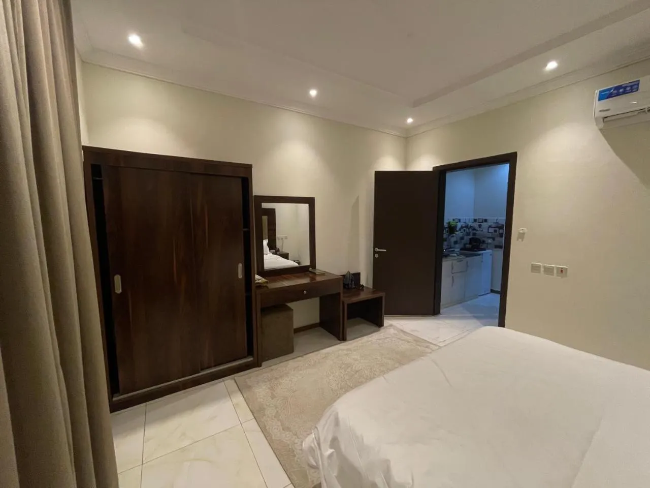 Bed in Al Tamayoz Al Raqi - Hiraa