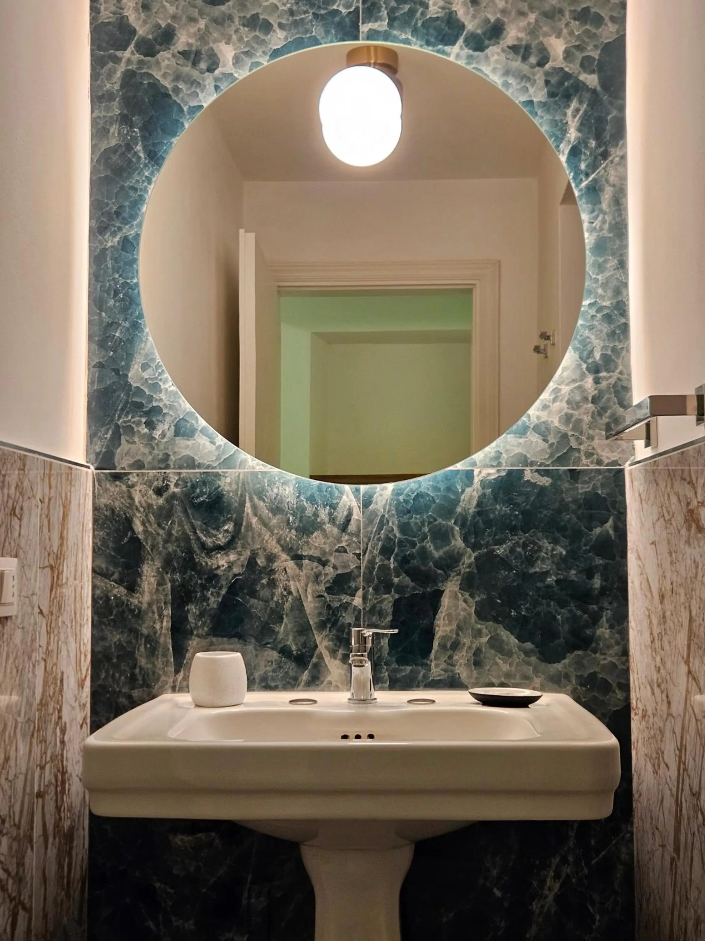 Shower in SPIRIT OF FLORENCE Boutique Rooms