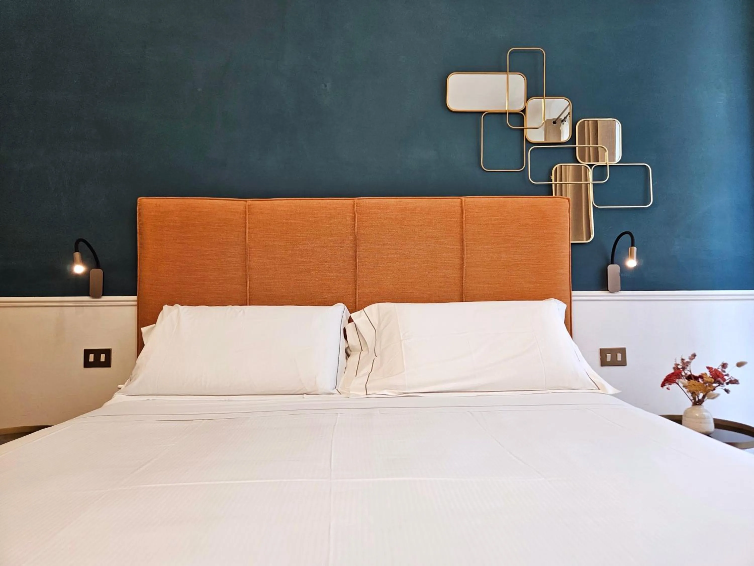 Bed in SPIRIT OF FLORENCE Boutique Rooms