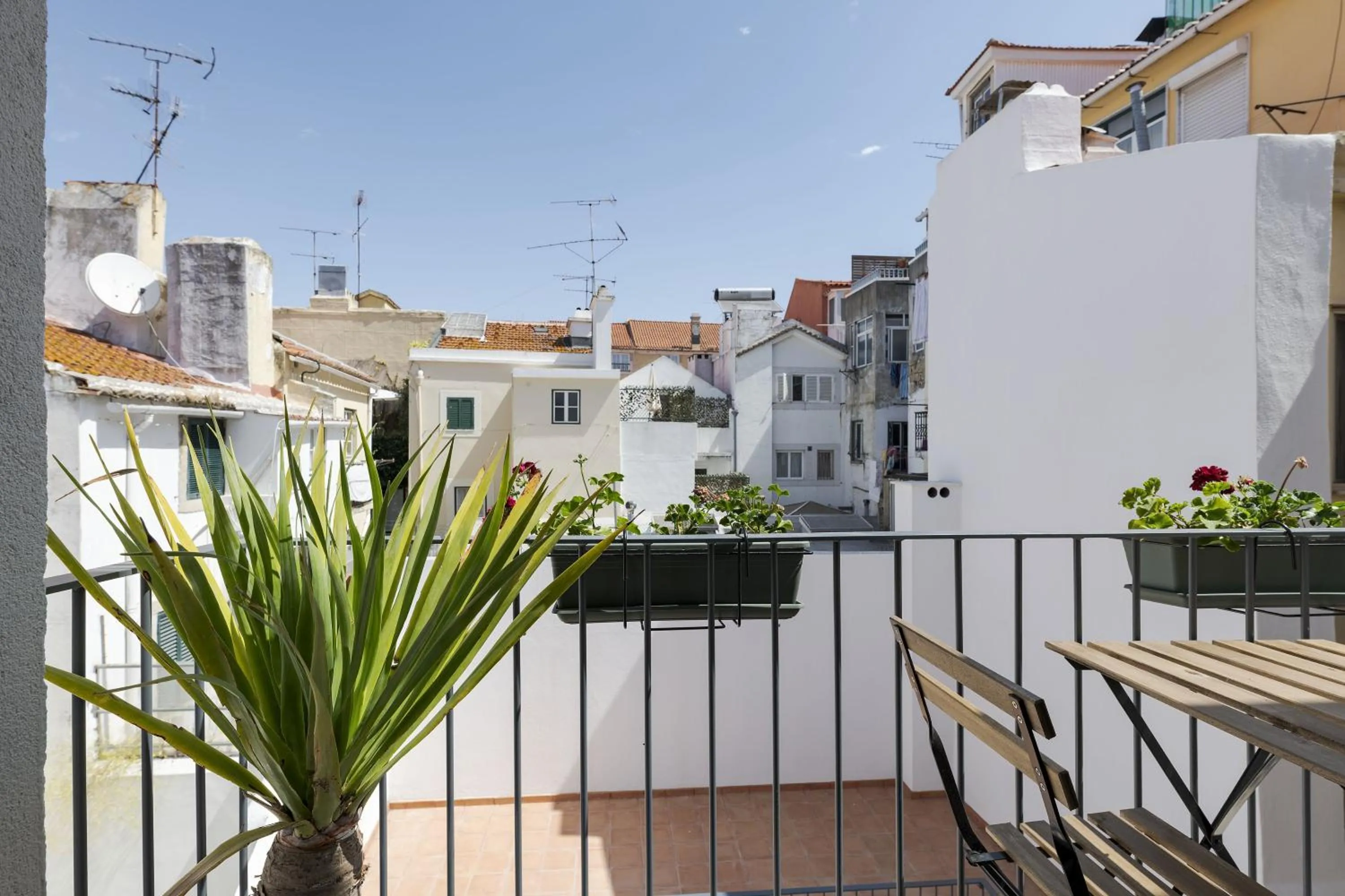 Balcony/Terrace in Peixeira Studios and Apartments
