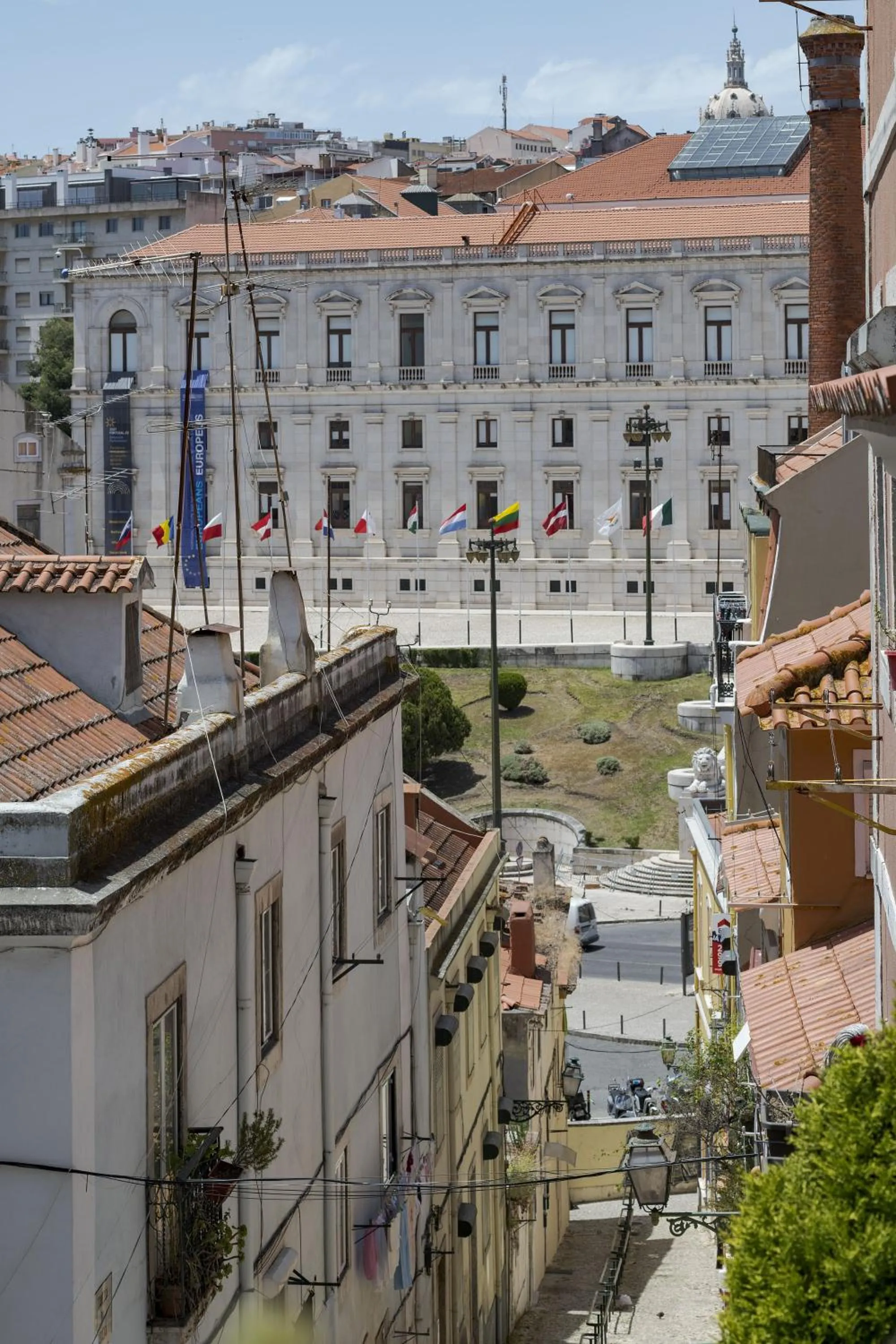 Nearby landmark in Peixeira Studios and Apartments