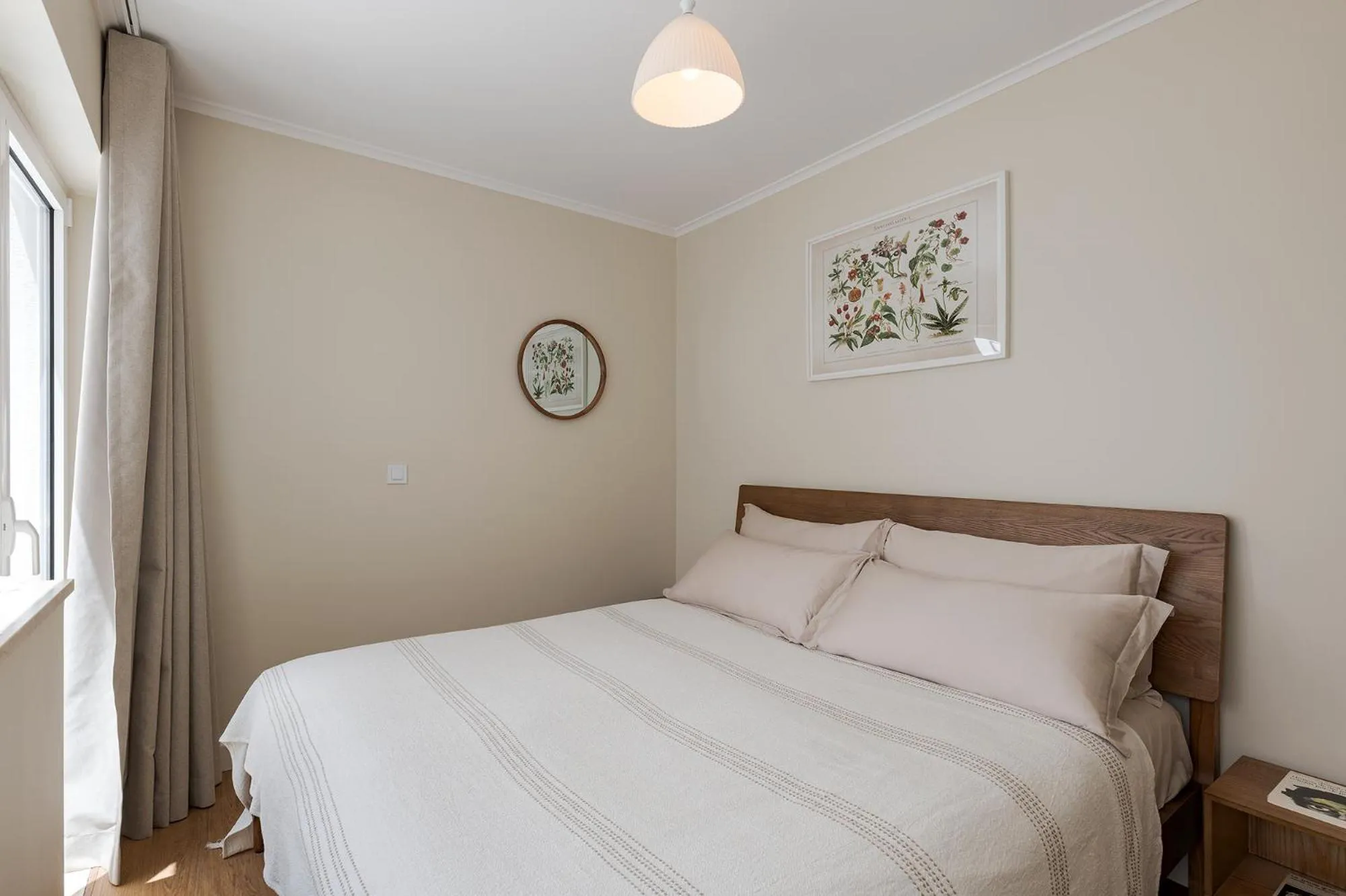 Bedroom, Bed in Peixeira Studios and Apartments