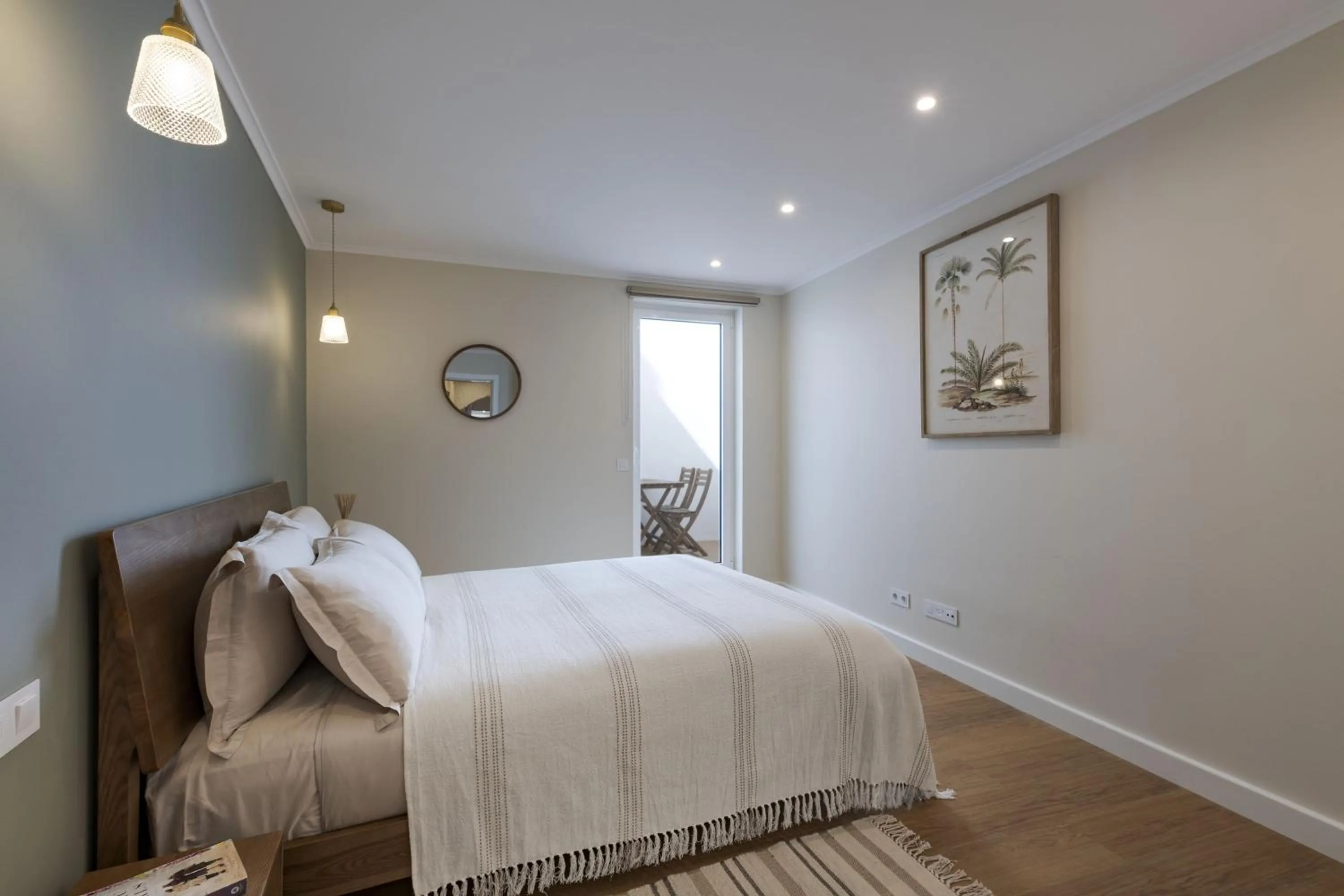 Bedroom, Bed in Peixeira Studios and Apartments