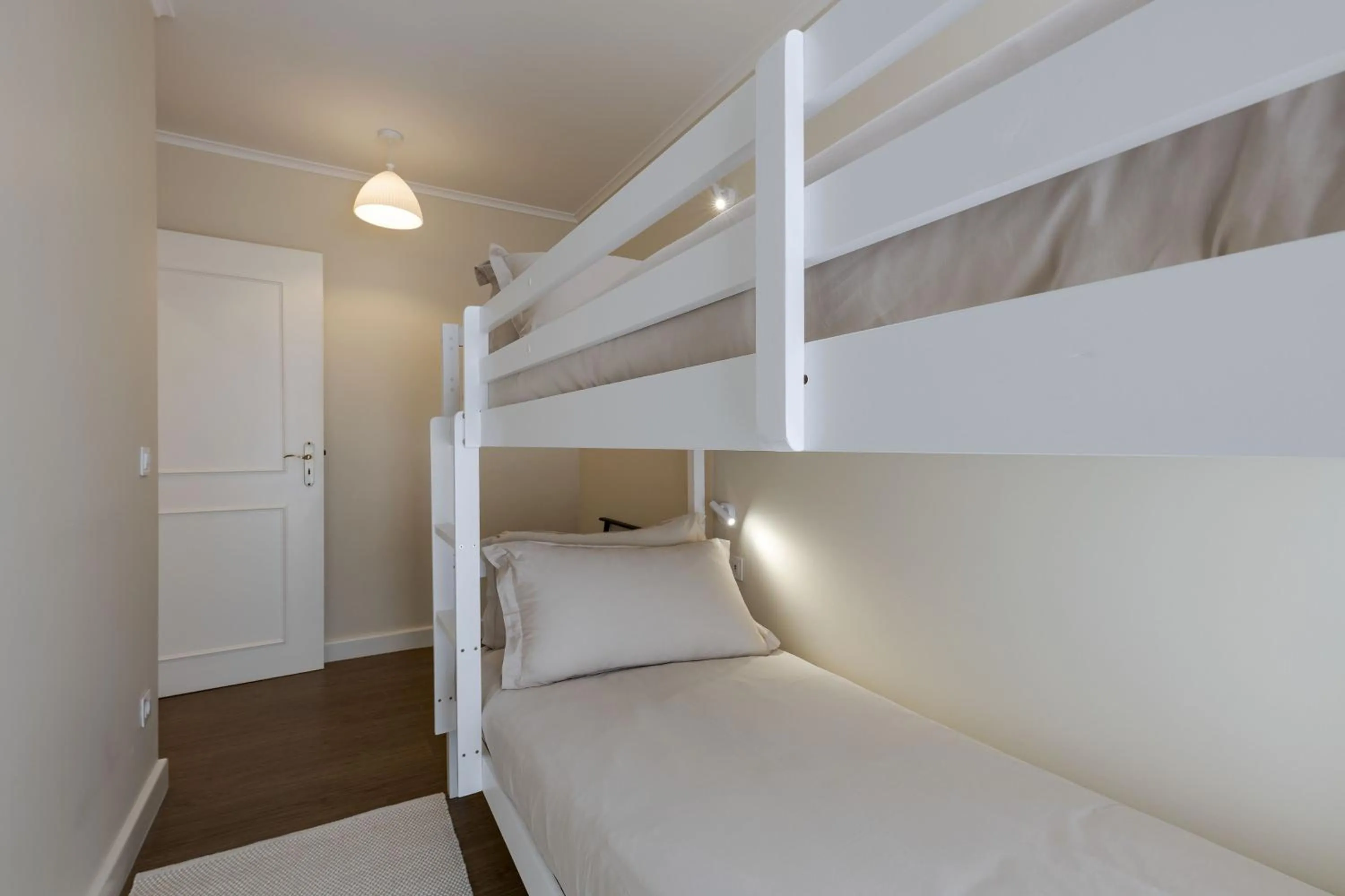 Bedroom, Bed in Peixeira Studios and Apartments