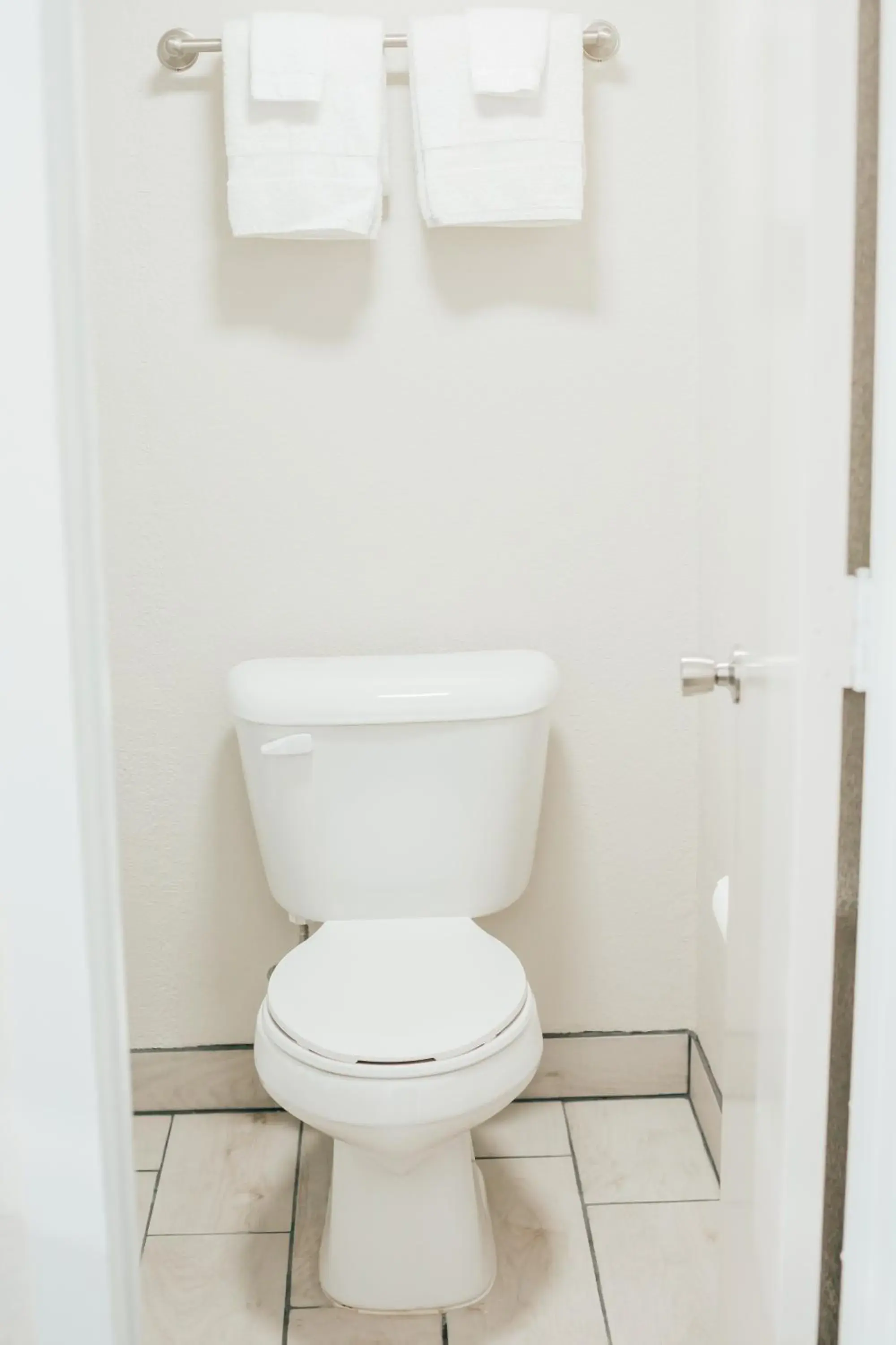 Standard Double Room - Smoking in Victorian Inn & Suites Standard Double Room - Smoking in Victorian Inn & Suites