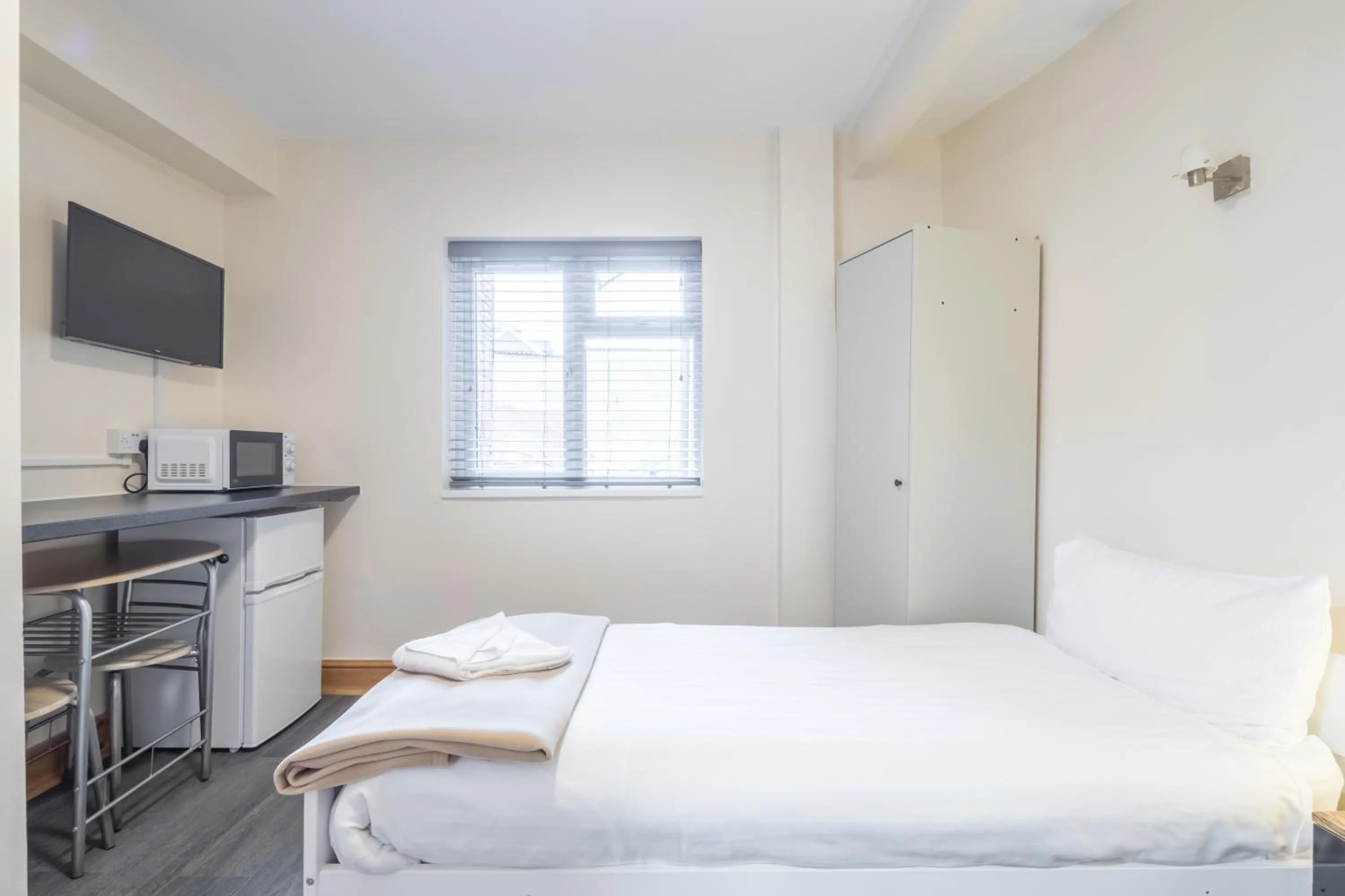 Bedroom, Bed in Rasa Sayang House - Self-check-in guesthouse