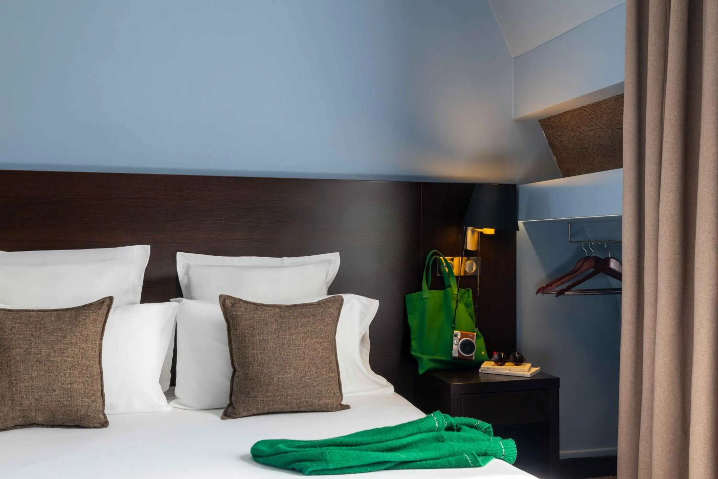 Bed in Hôtel Sophie Germain