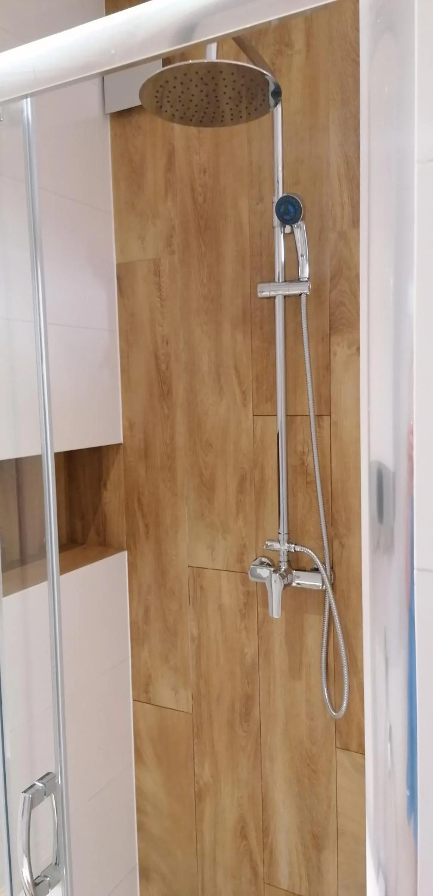 Bathroom in Apartament DeLux Aleja NMP 8 - Free parking
