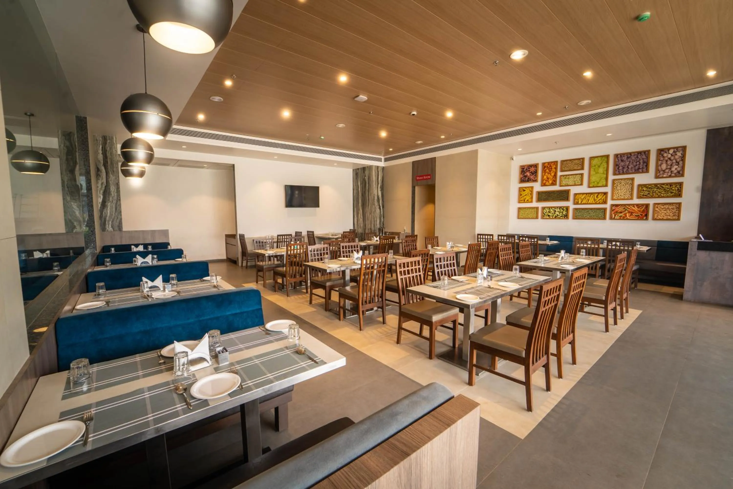 Restaurant/places to eat in Rakabi The Fern, Igatpuri