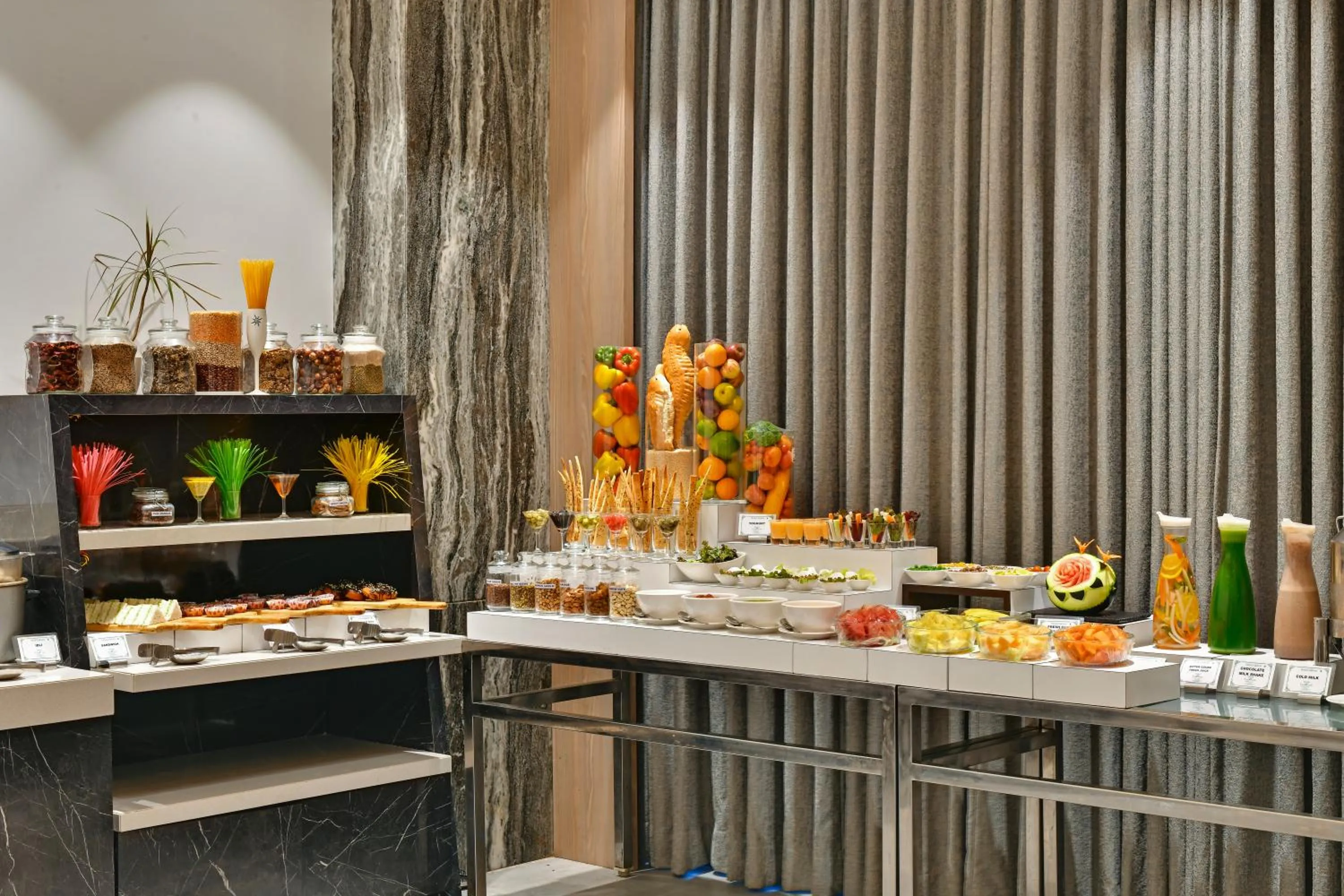 Restaurant/places to eat in Rakabi The Fern, Igatpuri