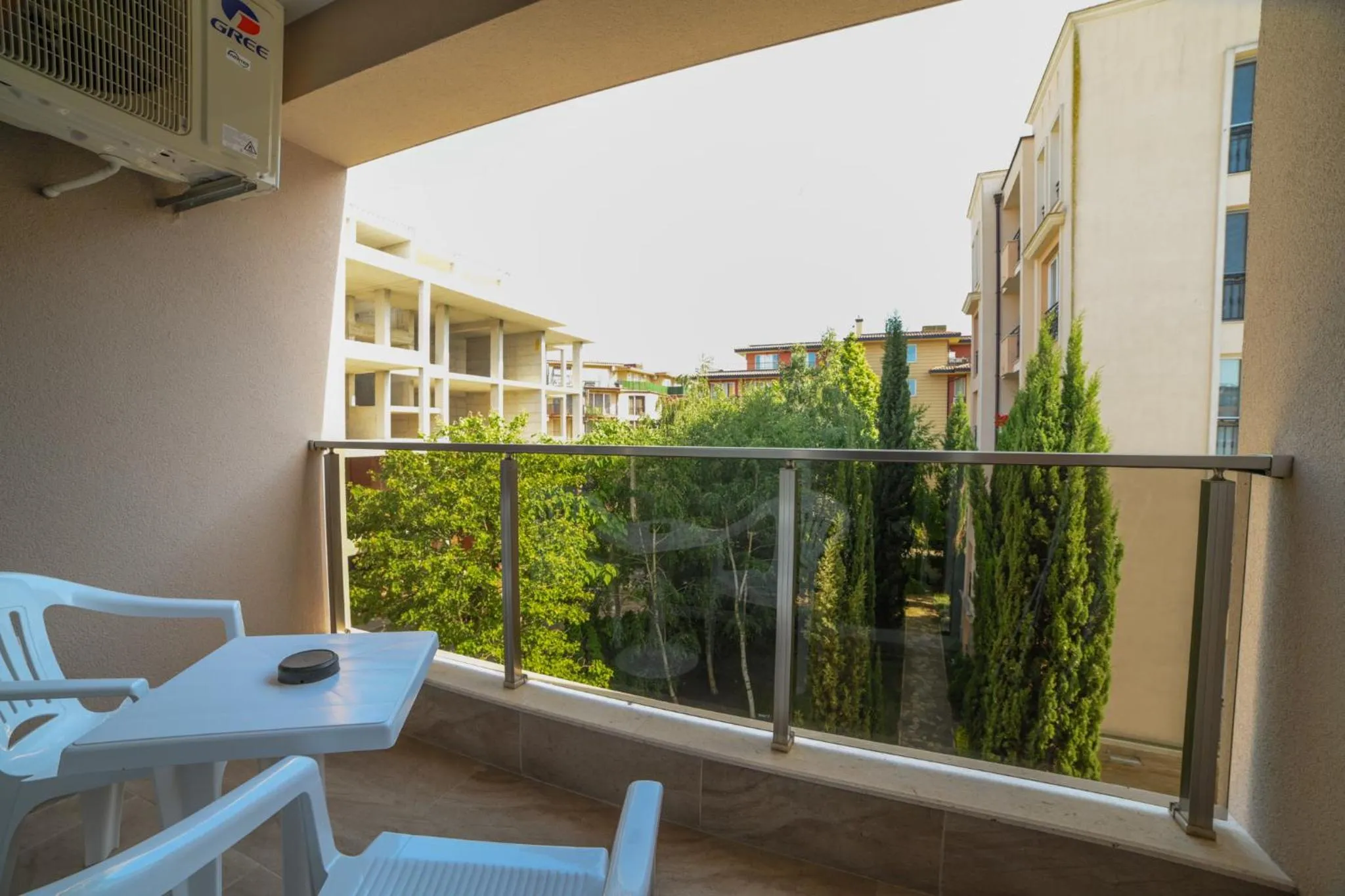 Property building in Hotel Zonya