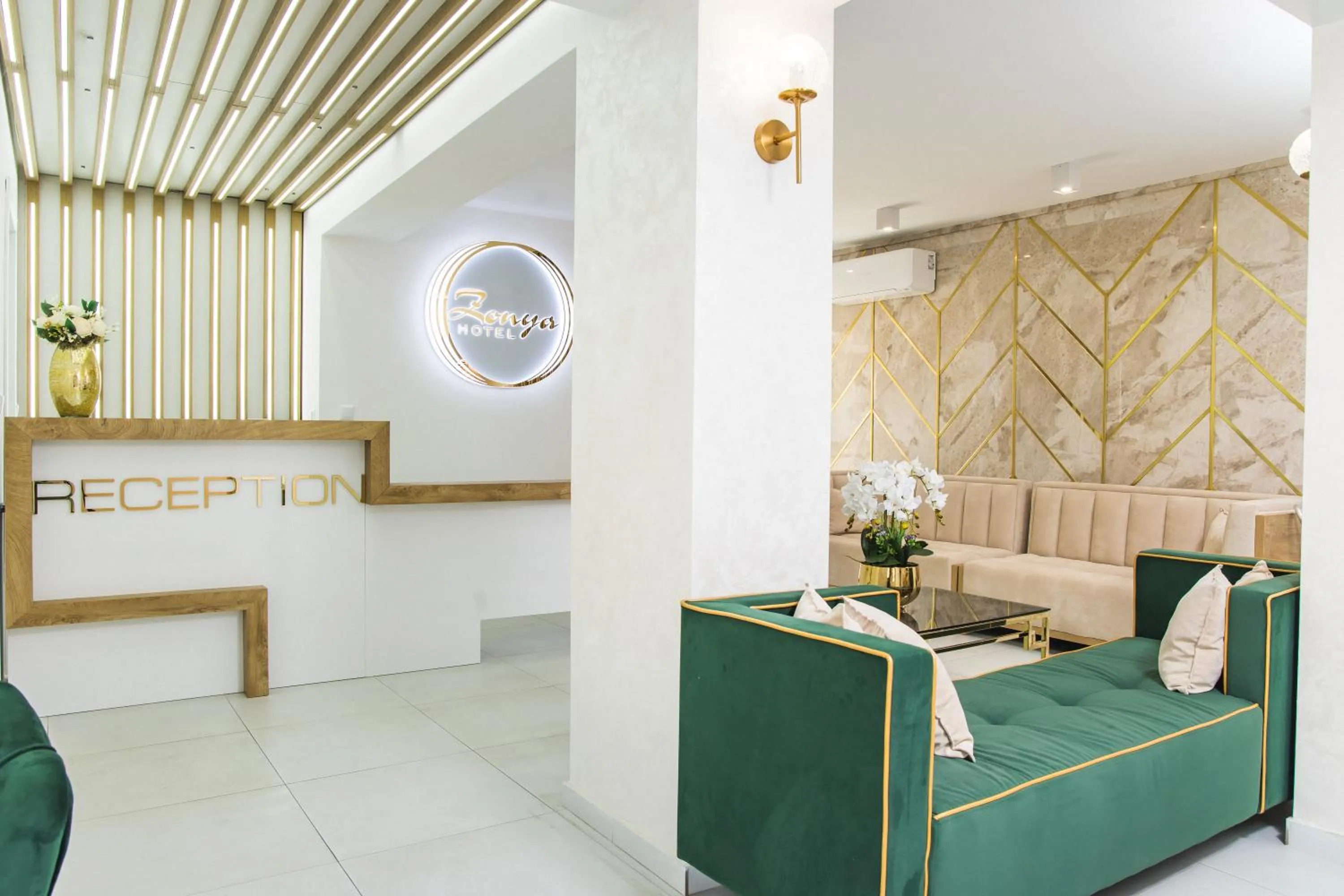 Lobby or reception in Hotel Zonya