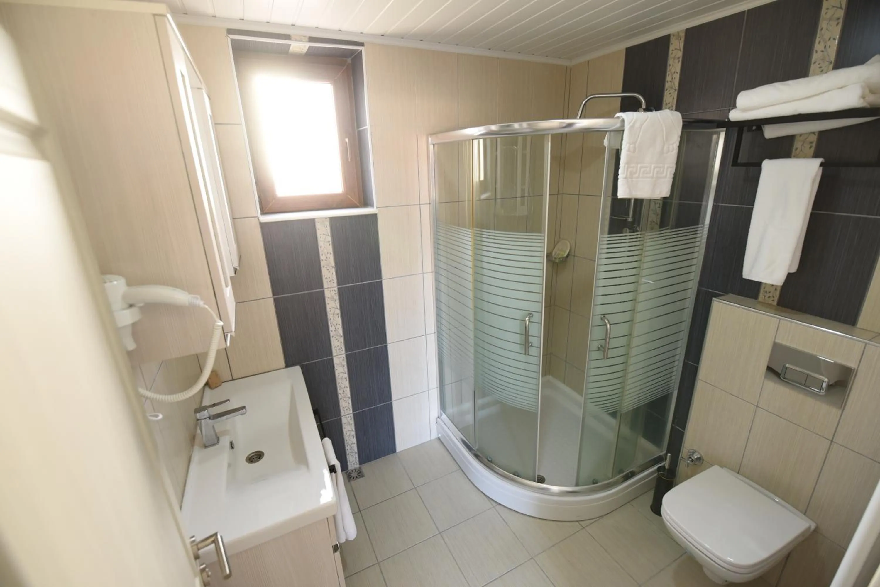 Bathroom in Trigo Hotel