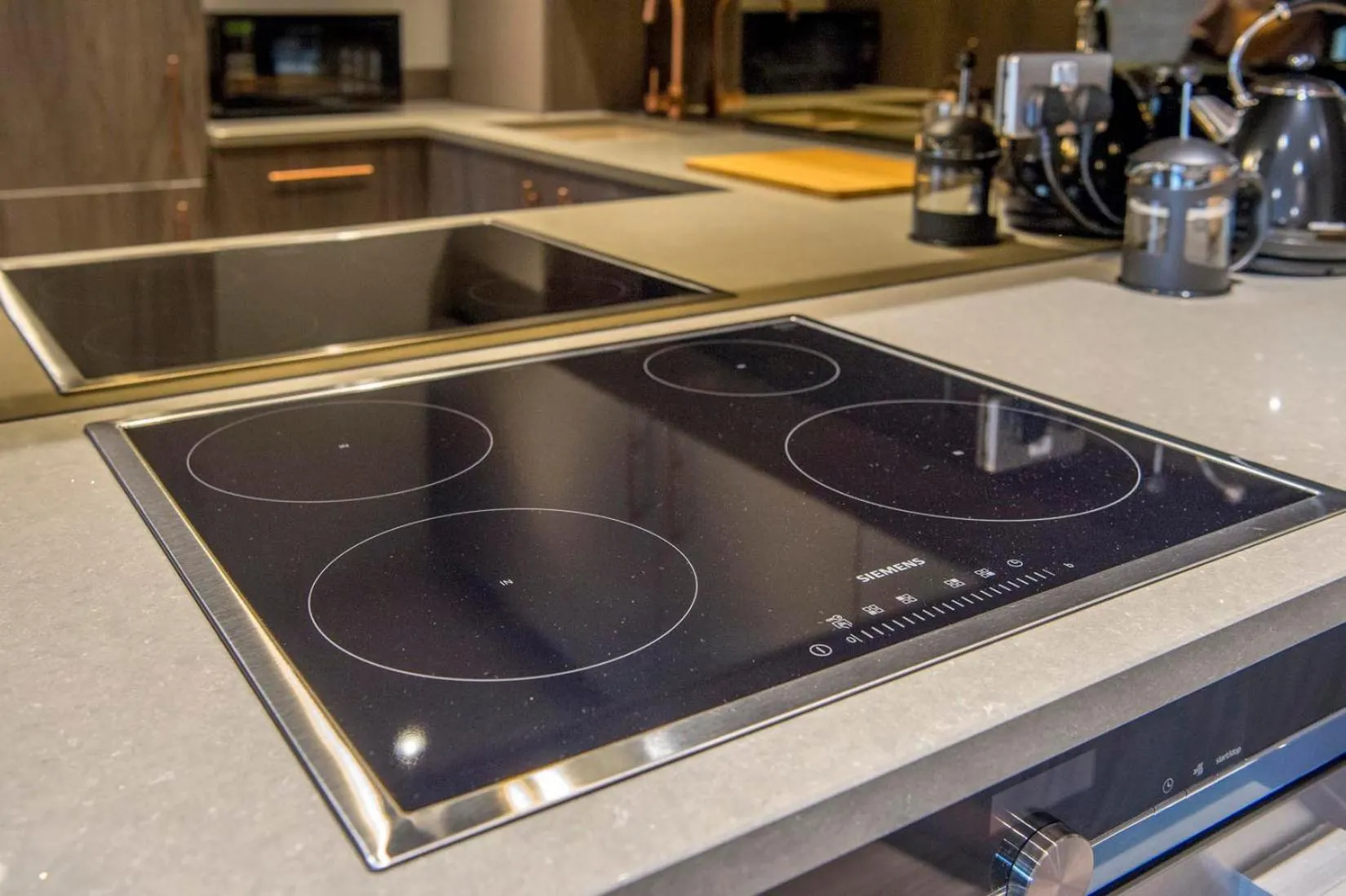 Kitchen or kitchenette in The Quadrant - The Palm Suite