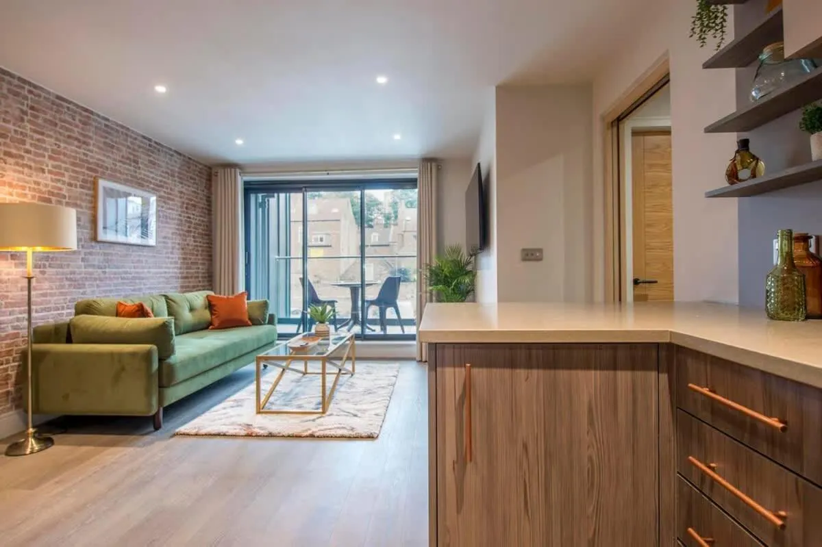 The Quadrant - The Palm Suite