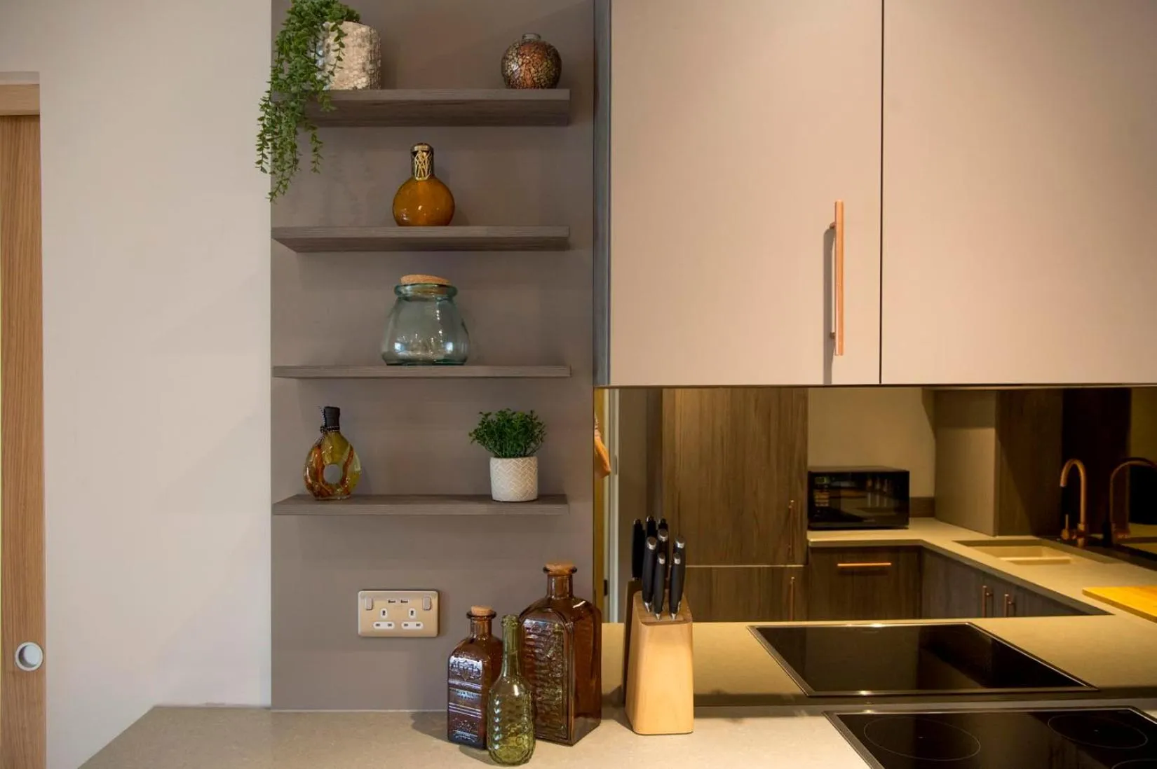 Kitchen or kitchenette in The Quadrant - The Palm Suite