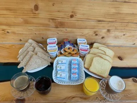 Breakfast in Hôtel Nancy Gare-Congrés