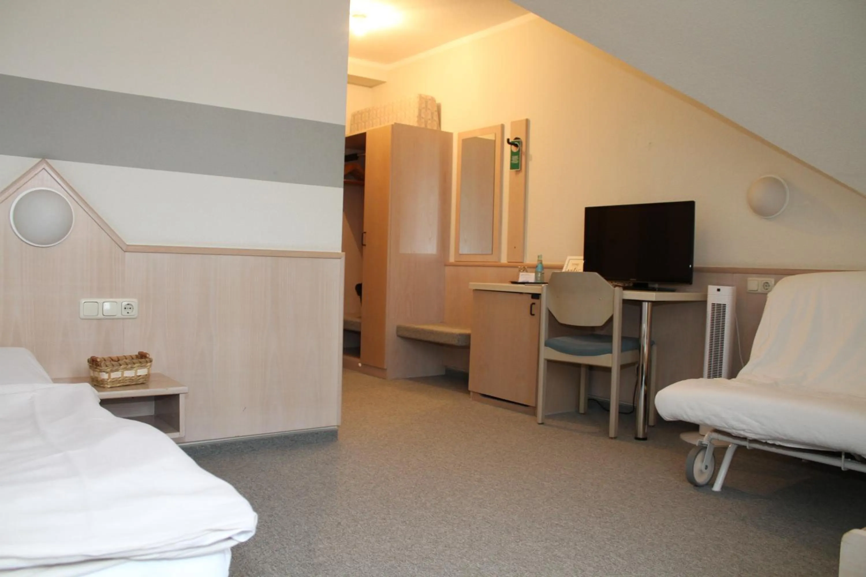 Photo of the whole room, Bed in Hotel Hamm