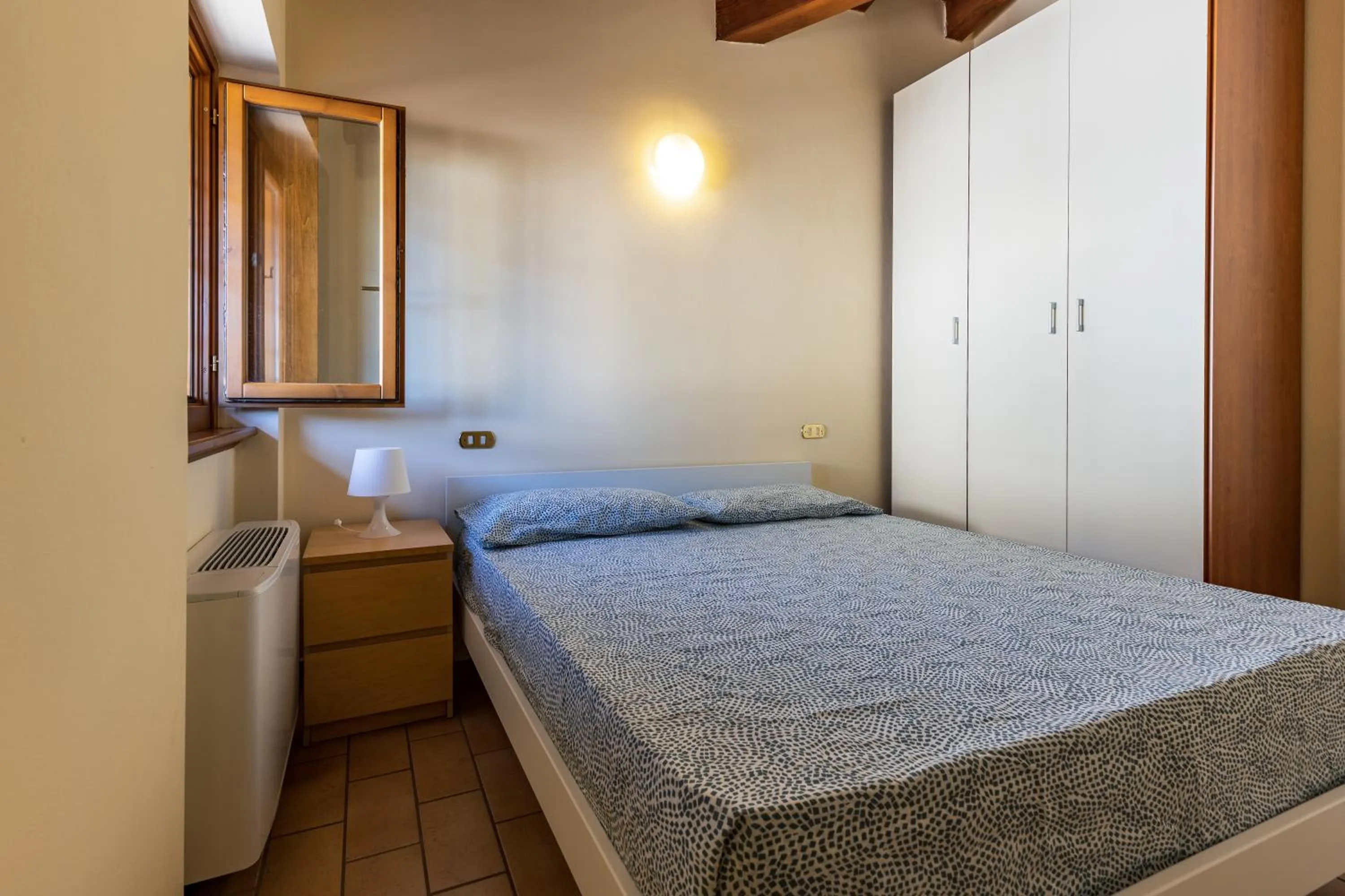 Bed in Il Casale Lonato - by Host4U