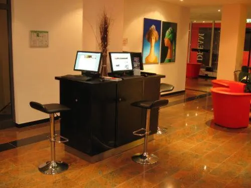 Business facilities in Grand Hotel Dream Main City Center