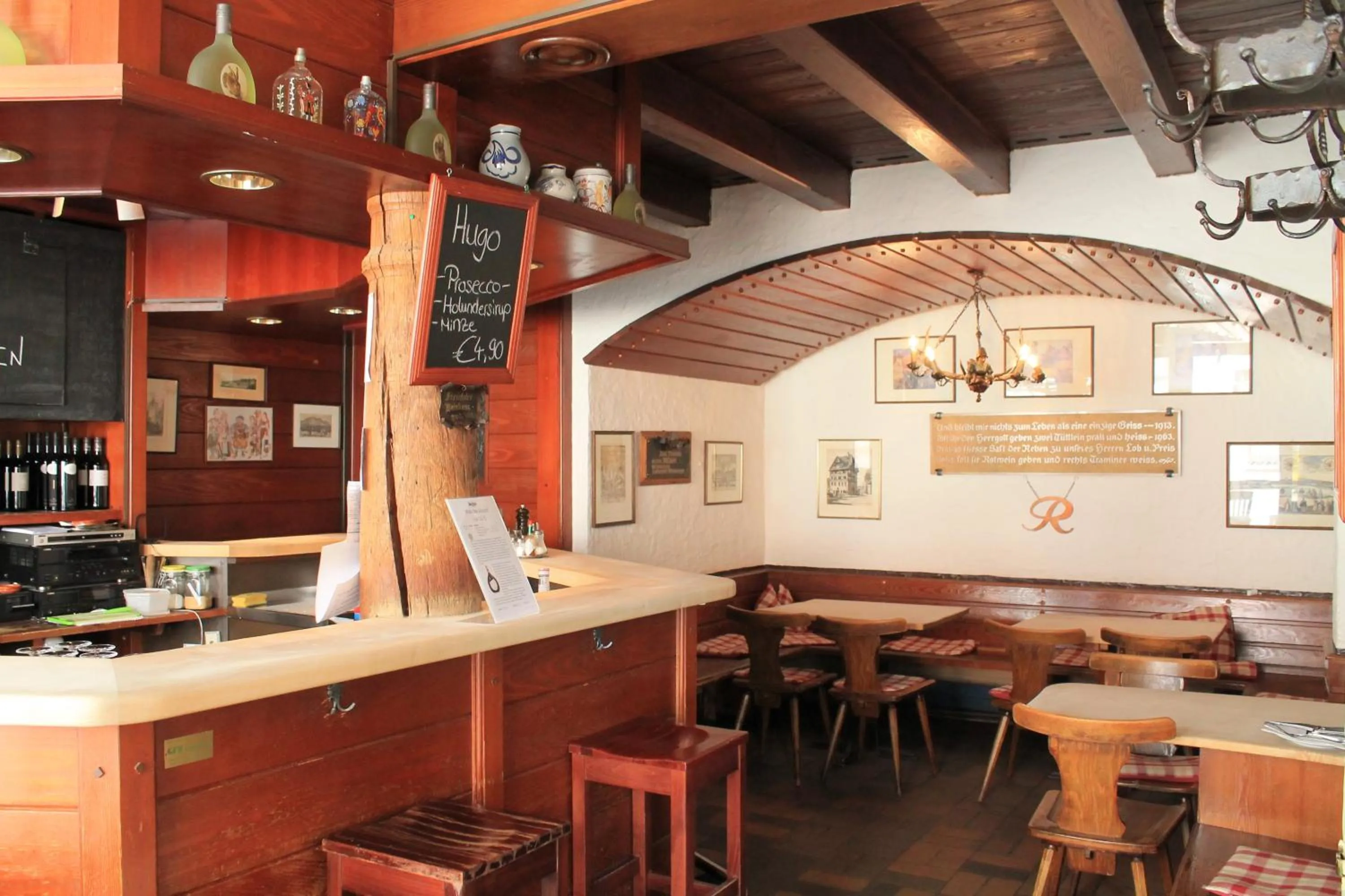 Restaurant/places to eat in Steichele Hotel & Weinrestaurant