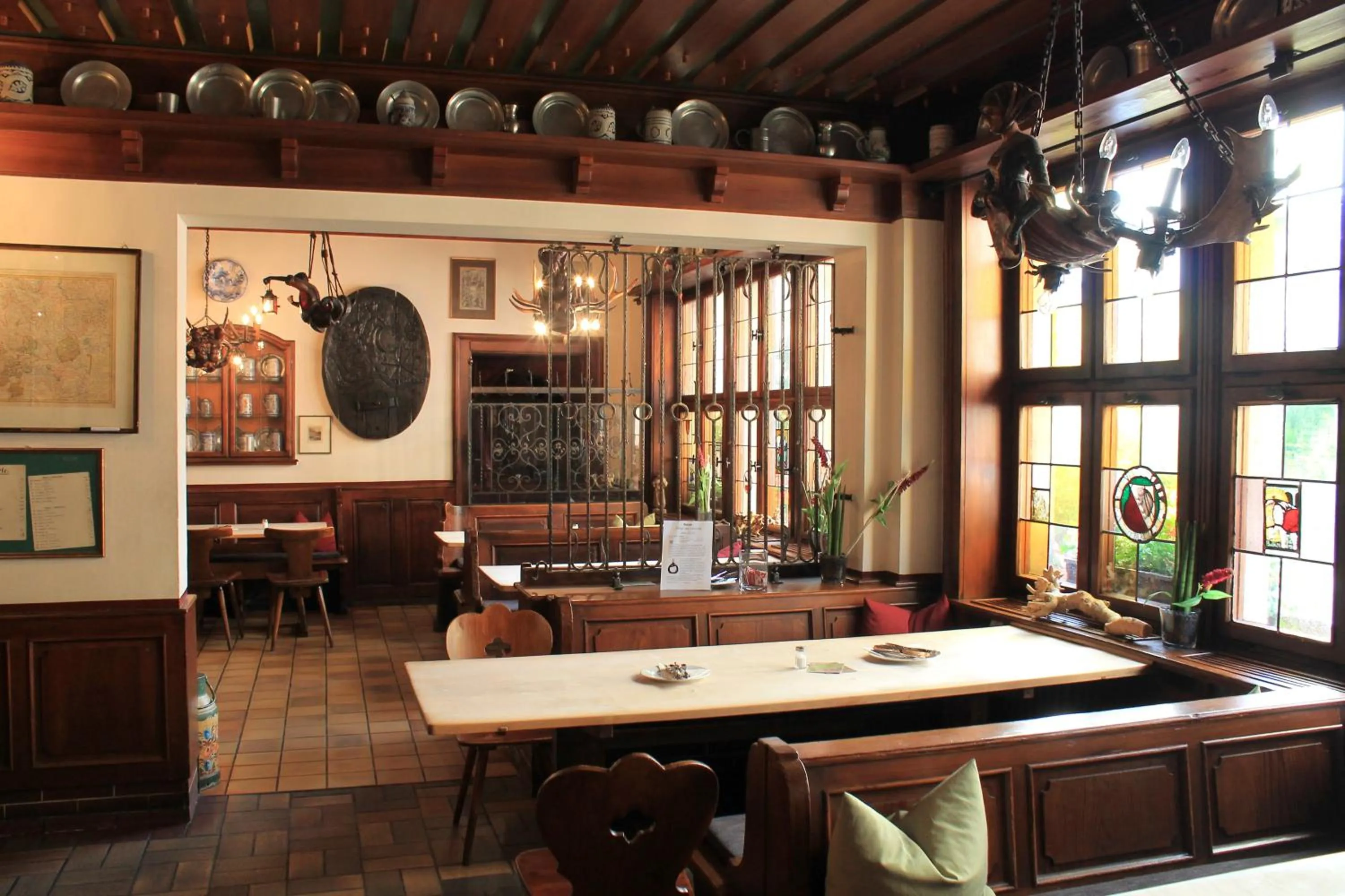 Restaurant/places to eat in Steichele Hotel & Weinrestaurant