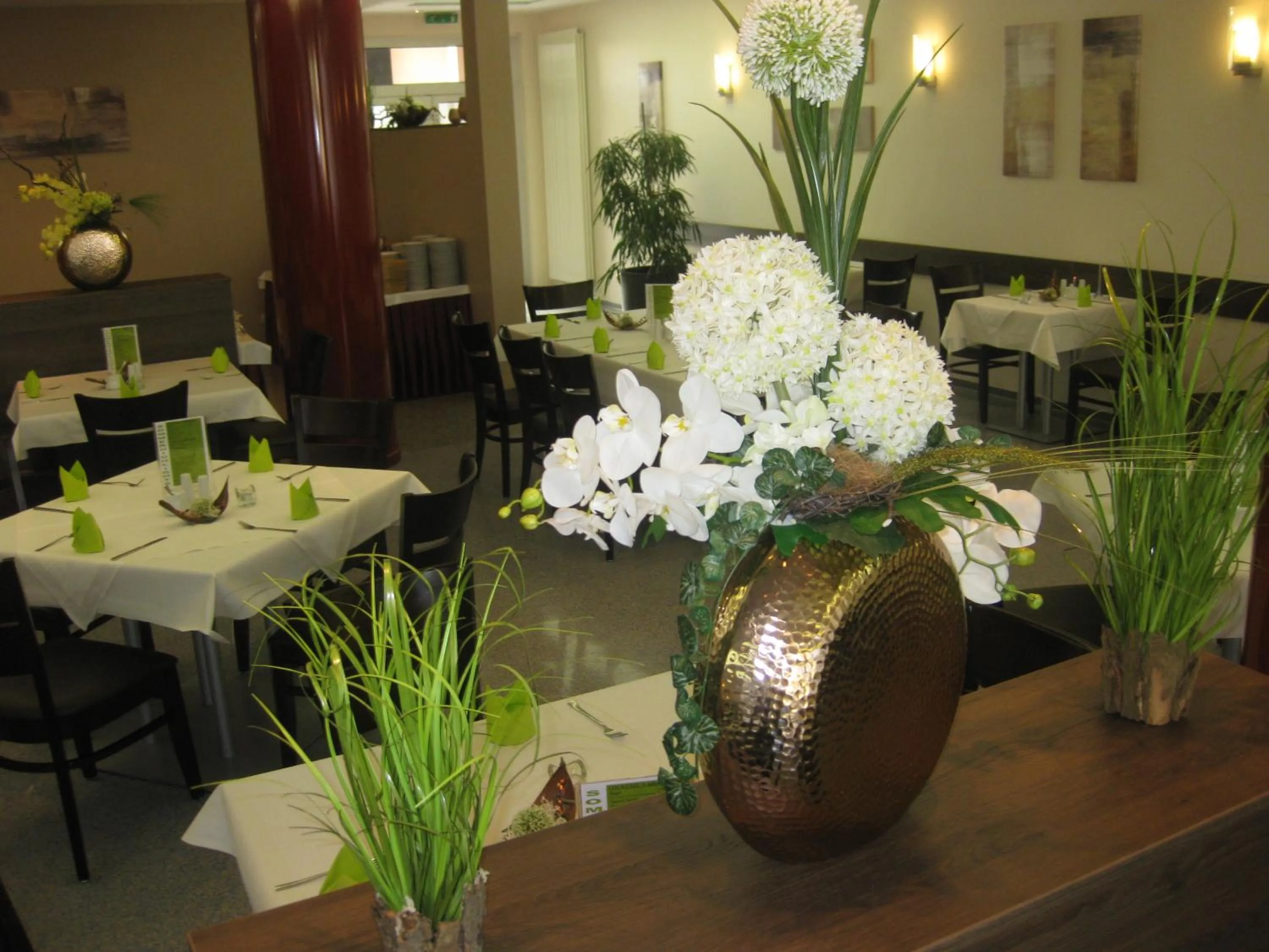 Restaurant/places to eat in VCH Hotel Greifswald