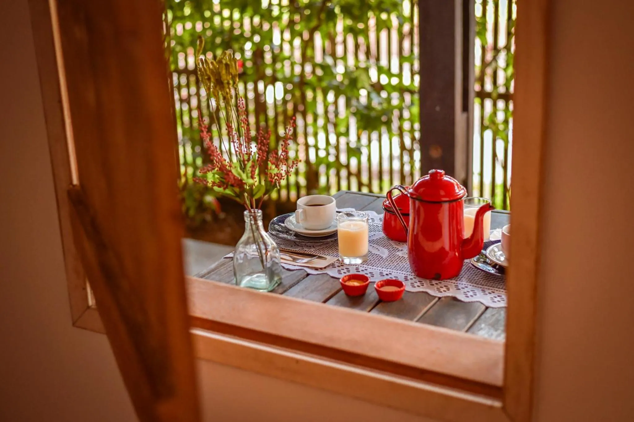 Coffee/tea facilities in EcoCharme Pousada Netuno