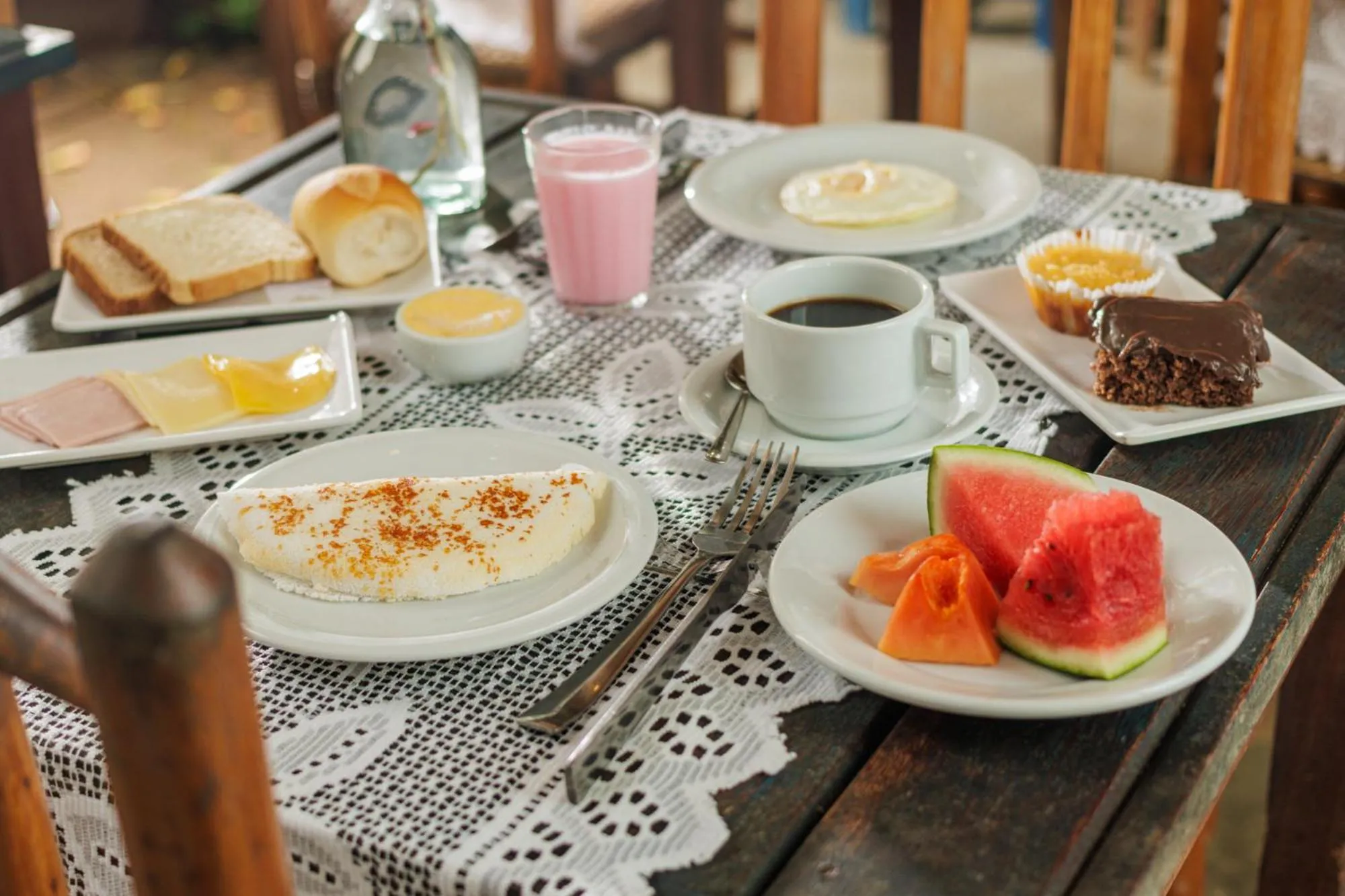 Breakfast in EcoCharme Pousada Netuno
