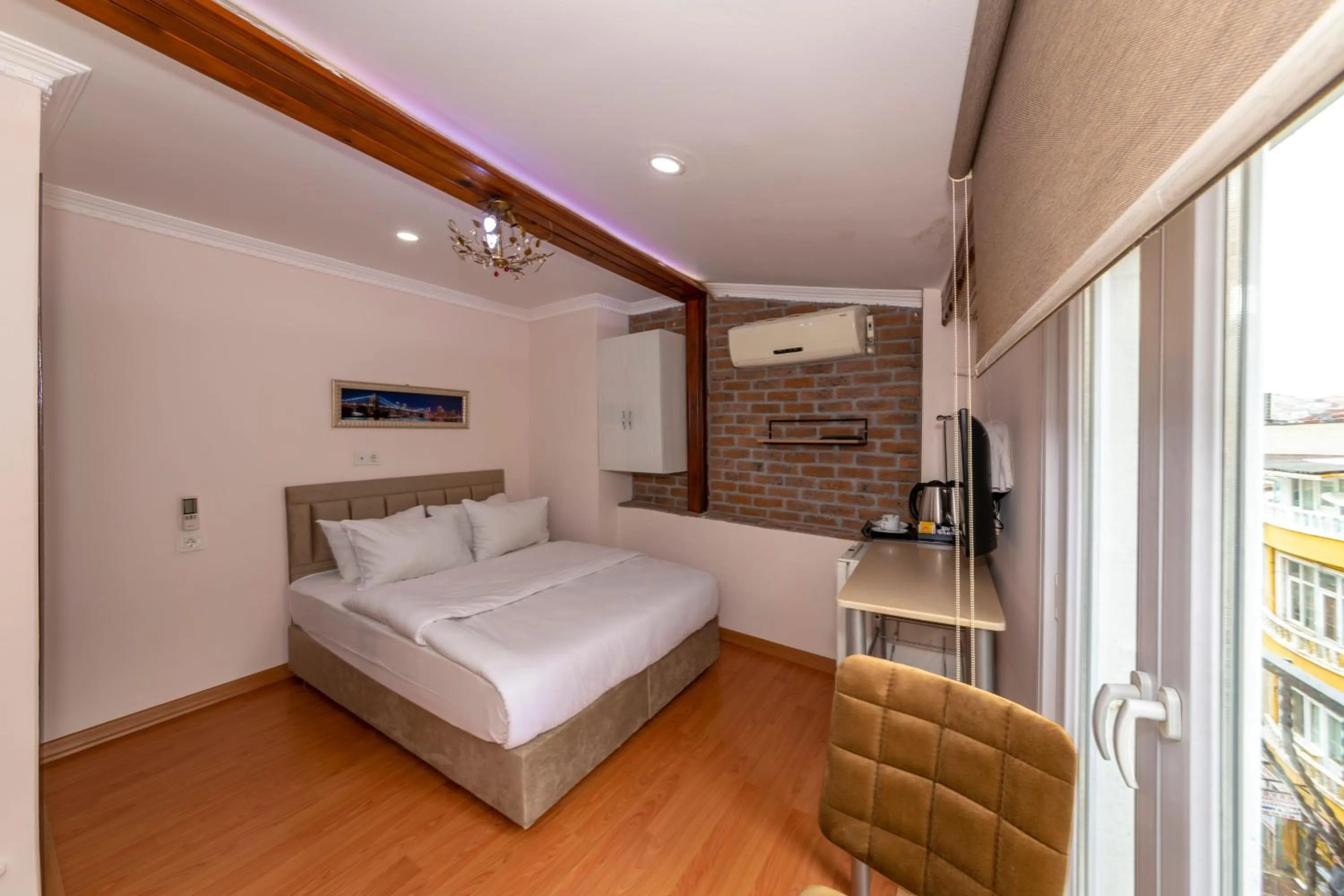 Bed in Taksim City Suites