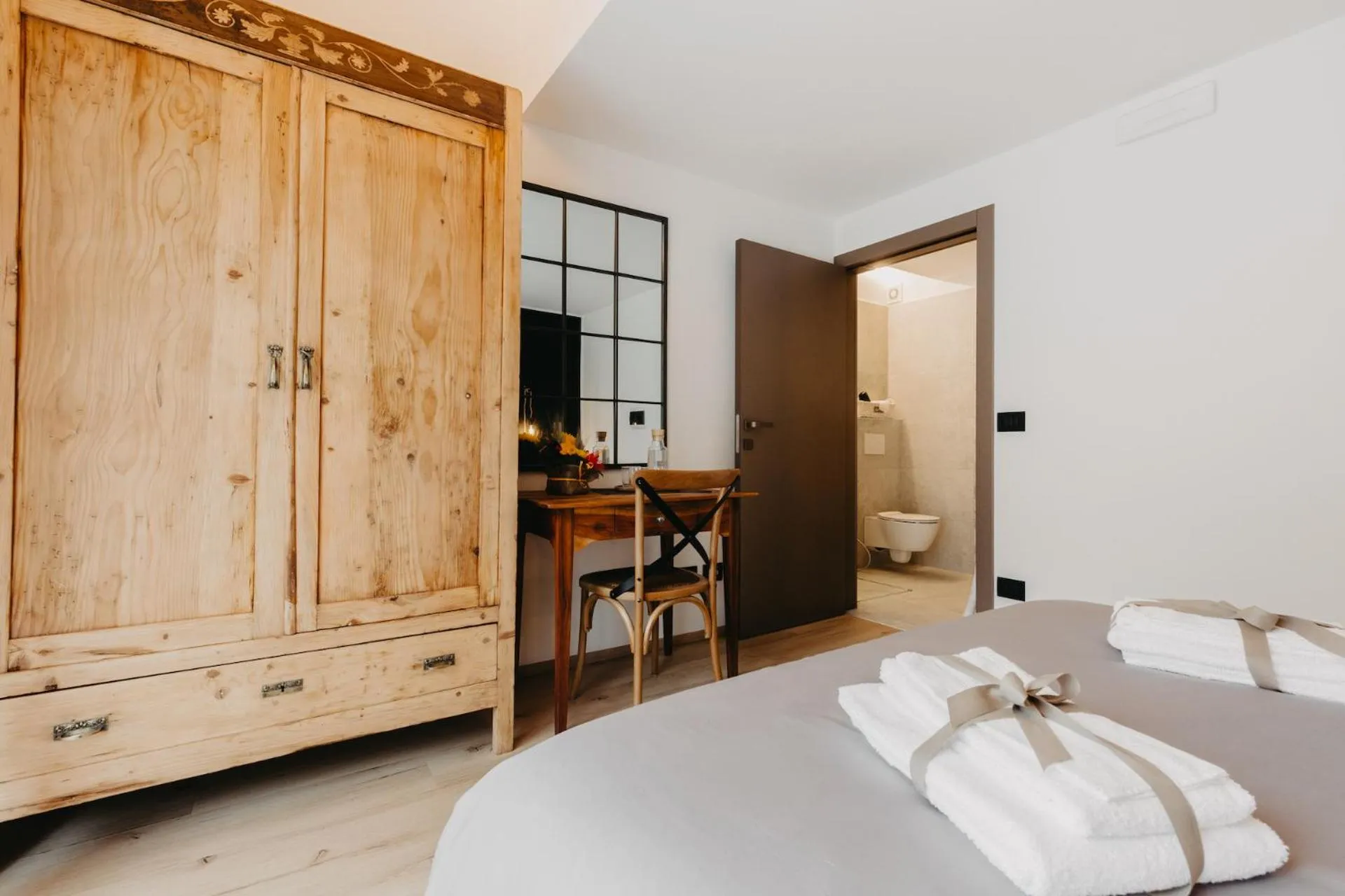 Bed in La Tana del Lupo B&B, family and outdoor sports