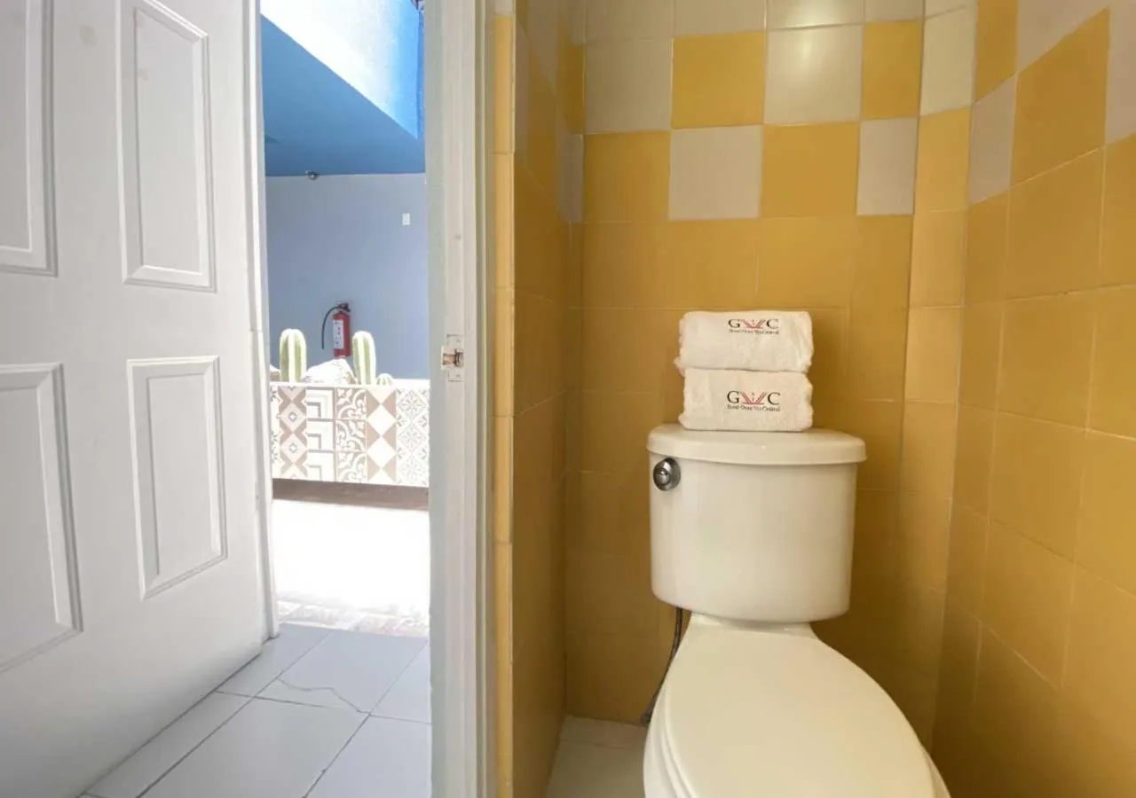 Bathroom in HOTEL GRAN VIA CENTRAL